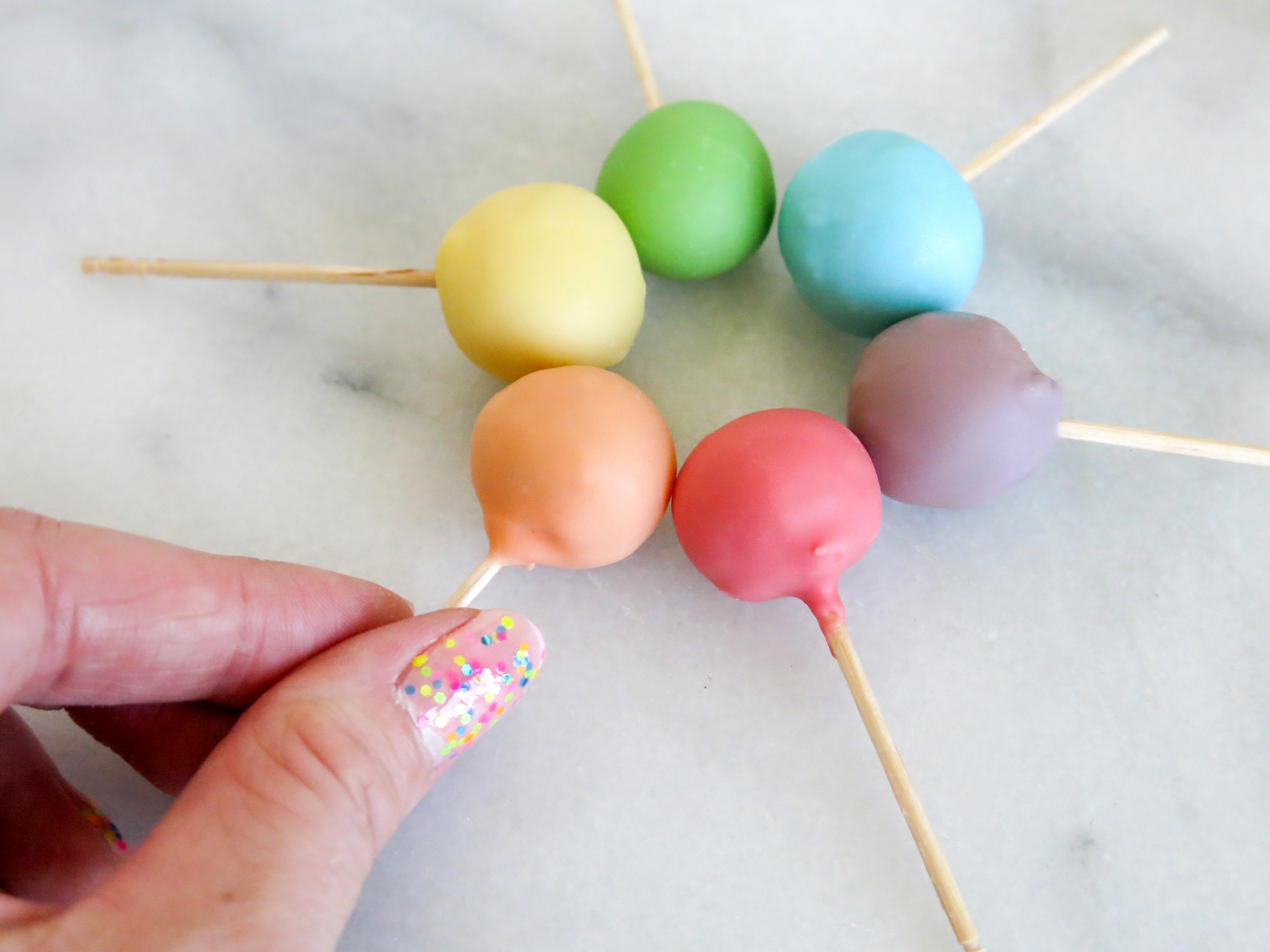 tiny cake pops-52.jpg