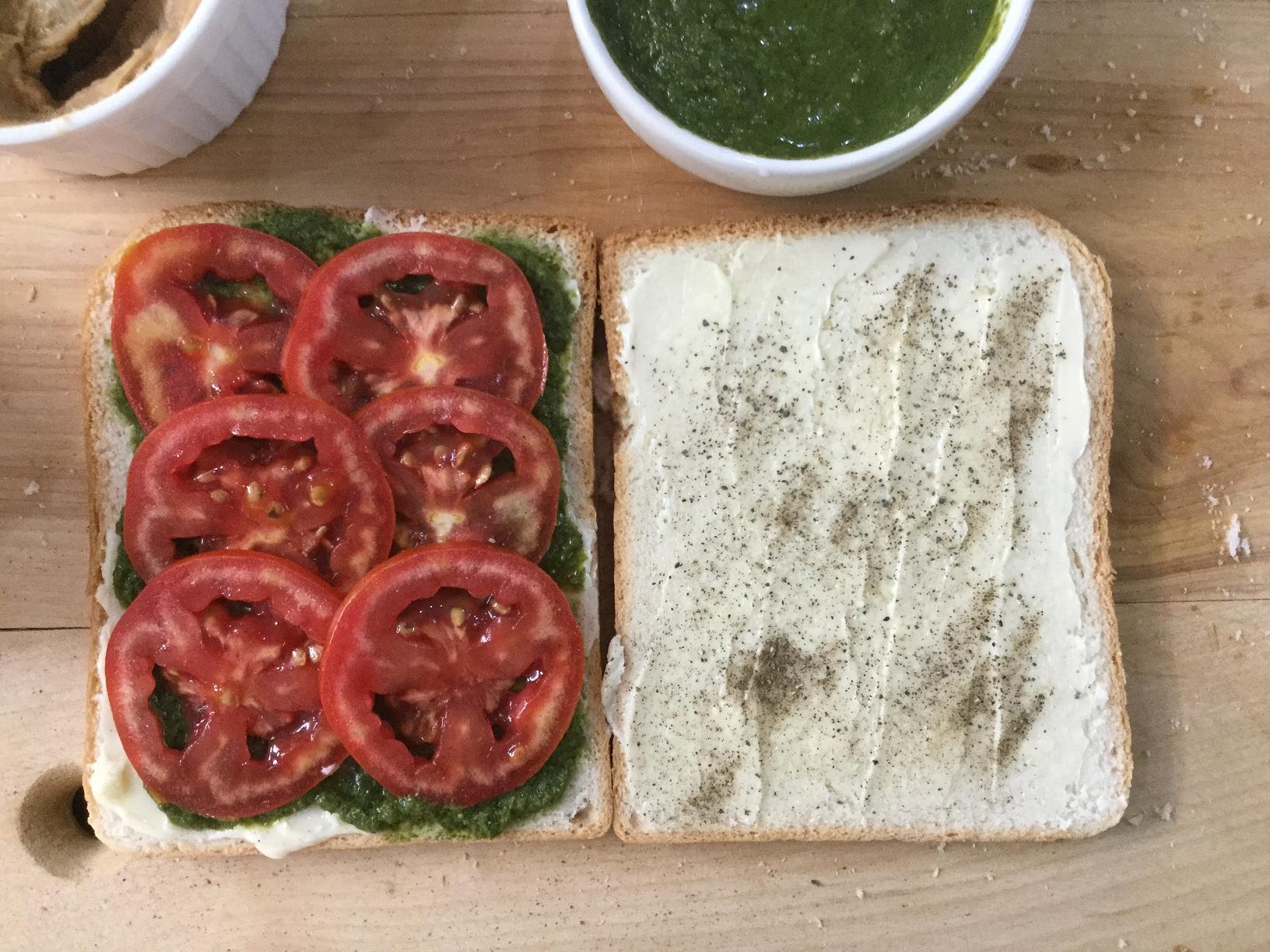 tomato sandwich.jpg