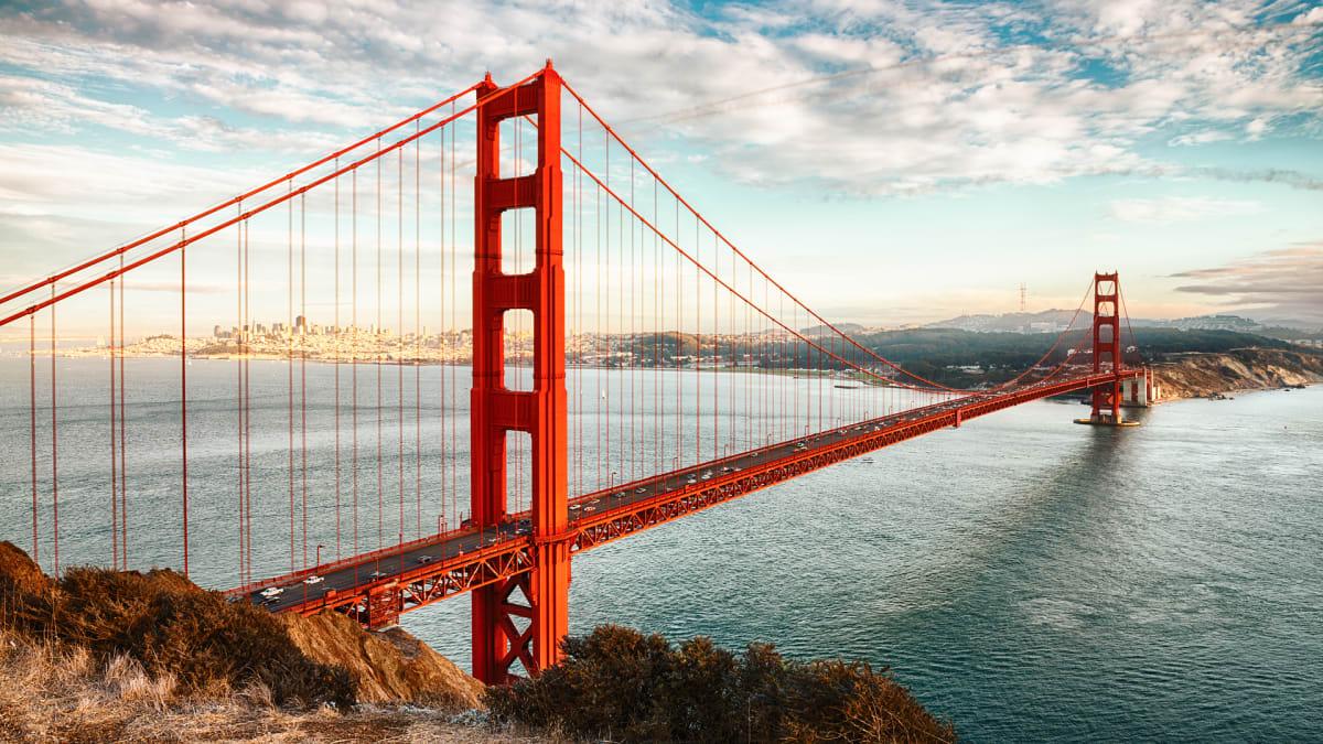 topic-golden-gate-bridge-gettyimages-177770941.jpg