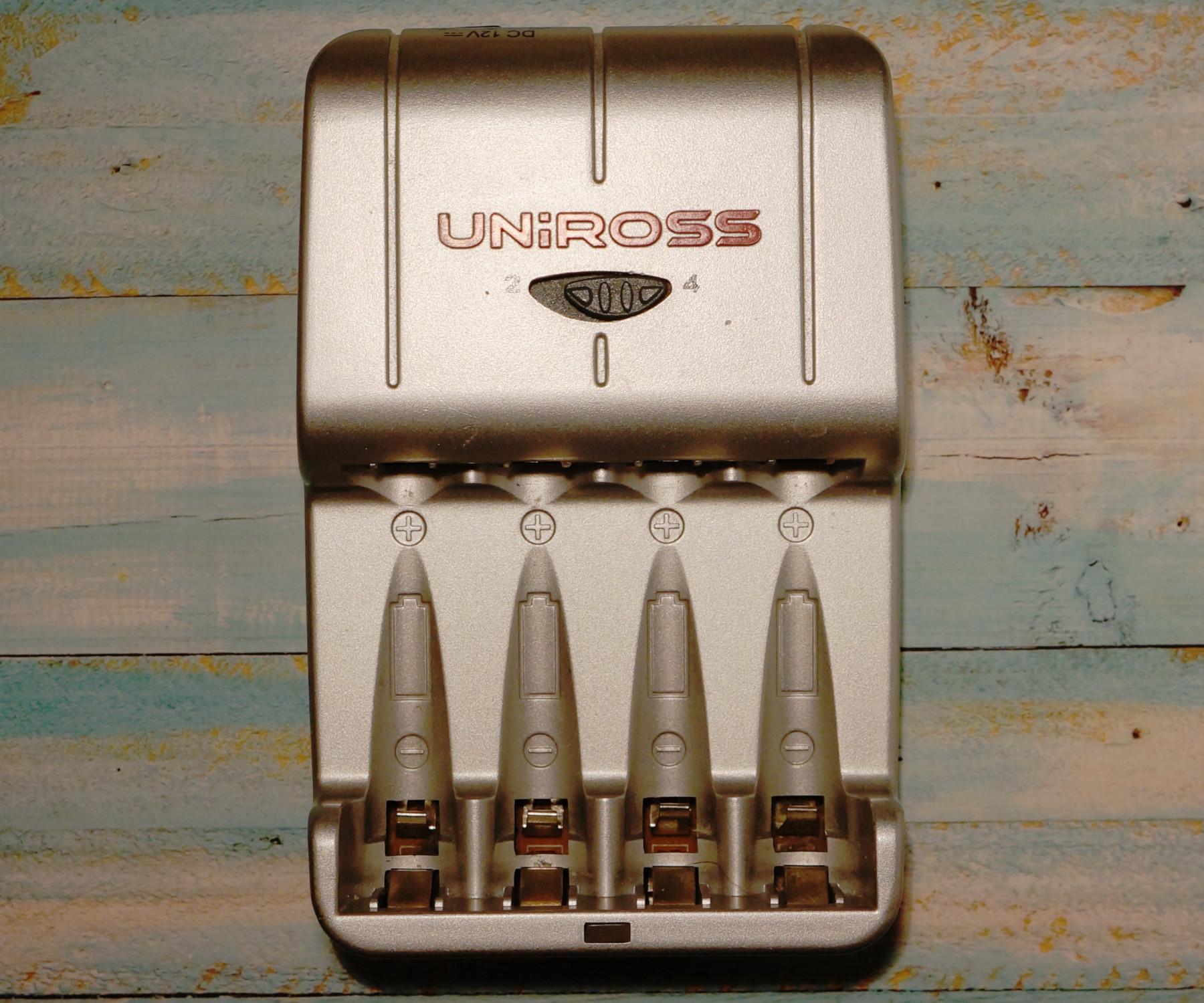 uniross-charger-1.JPG