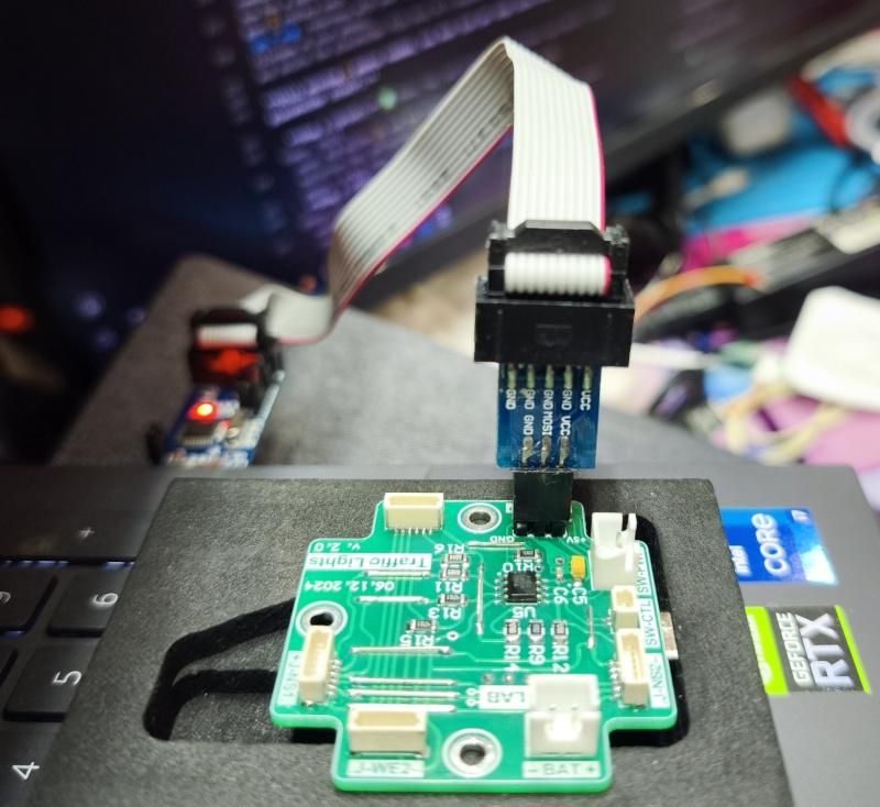 usbasp-connected-via-6pin-adapter.jpg