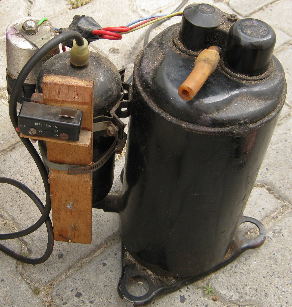vac pump.JPG