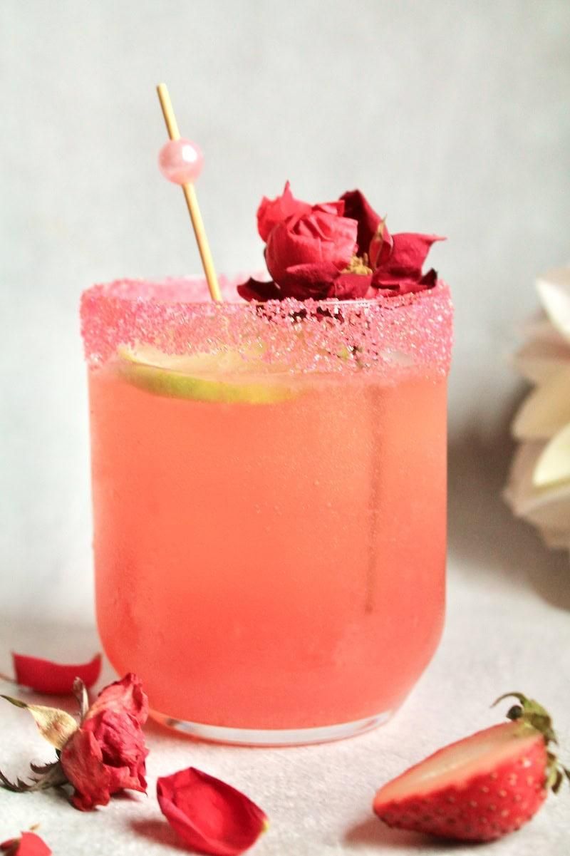 valentines-day-pink-margarita-tequila-cocktail.jpeg
