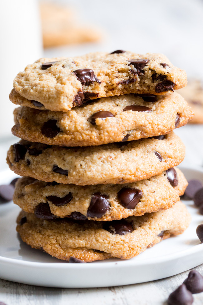 vegan-chocolate-chip-cookies-8.jpg