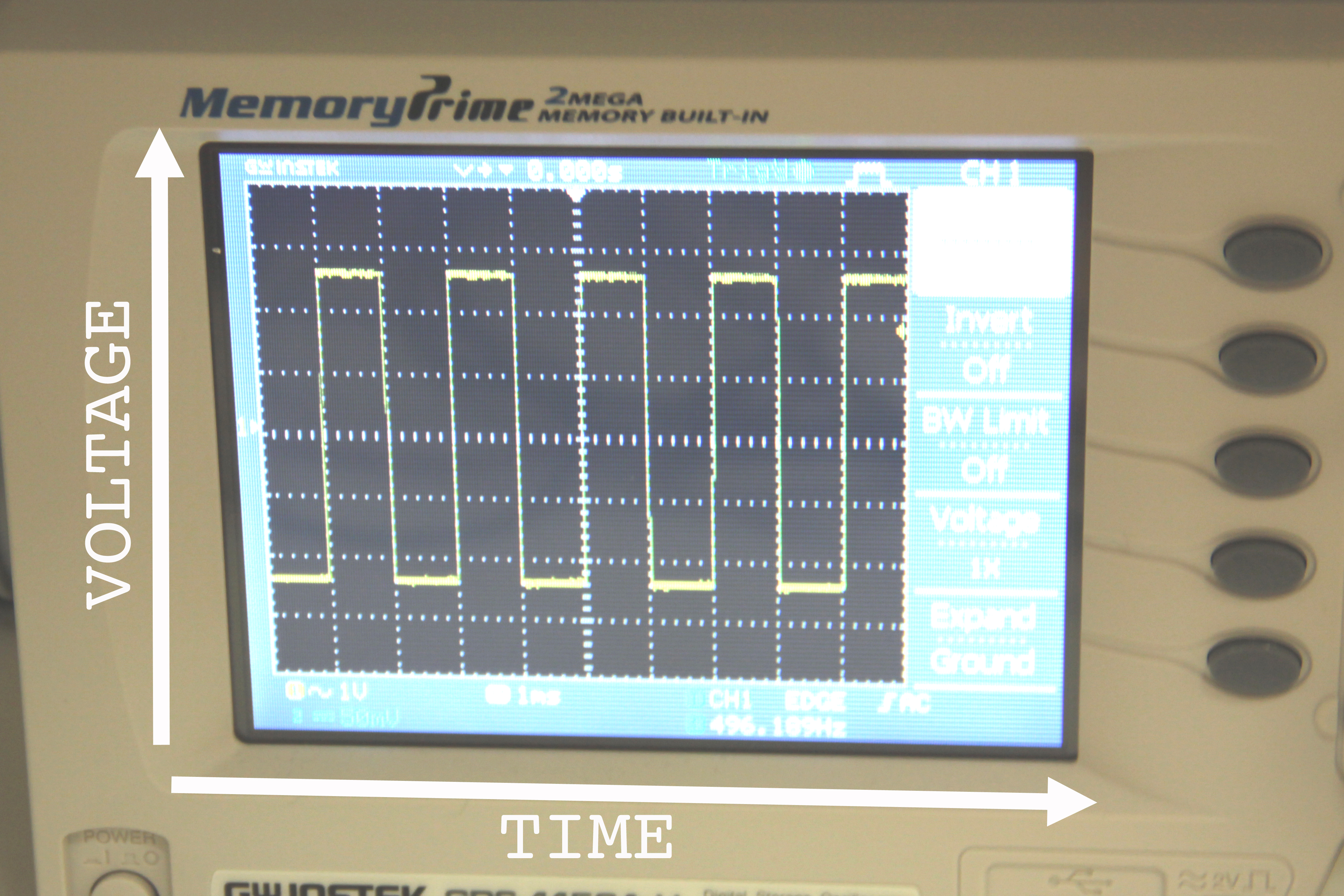 voltage vs time.jpg