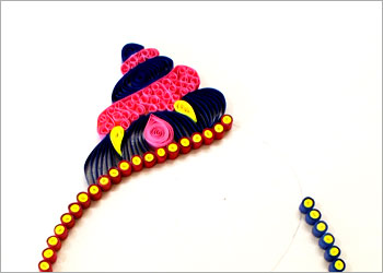 wall-decoration-qith-quilling-pattern-stylenrich.jpg
