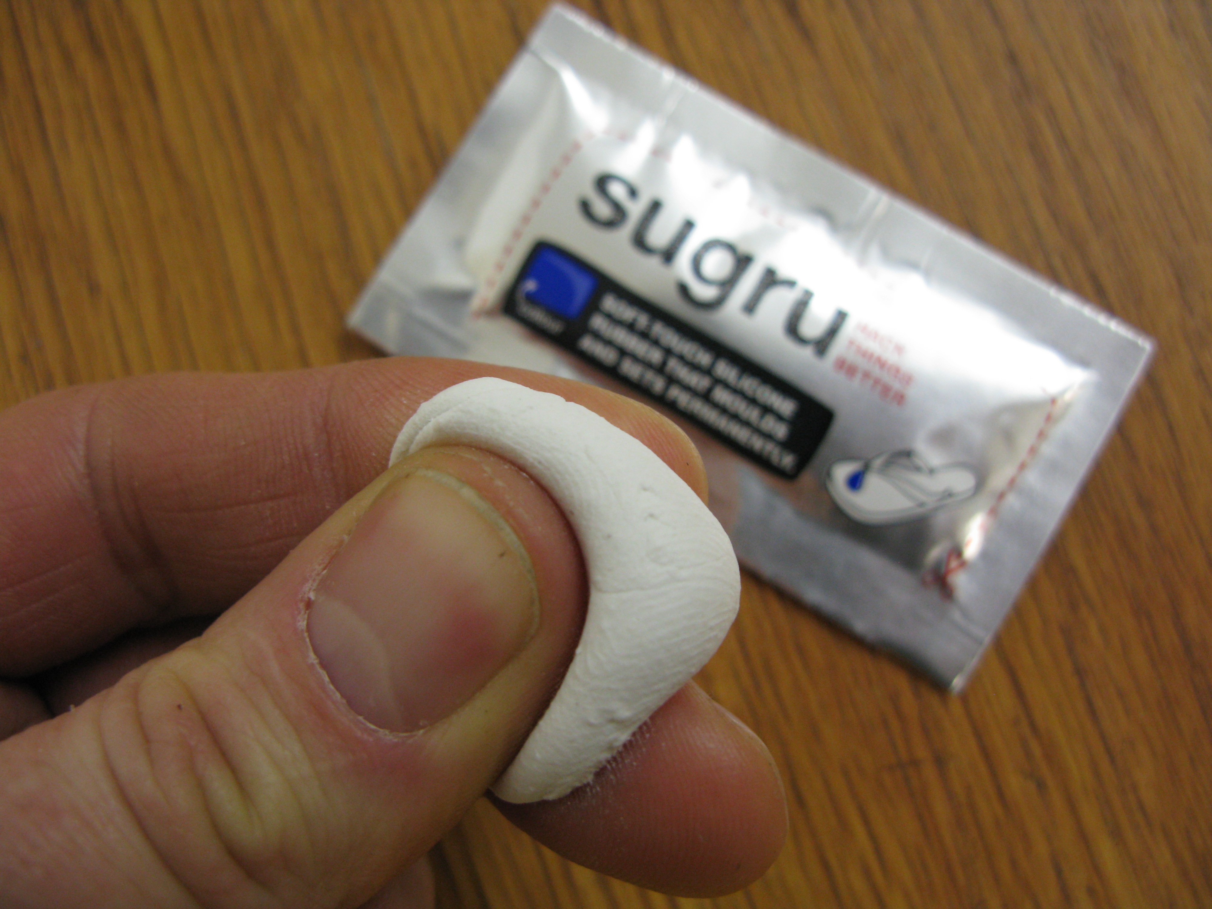 white sugru.JPG