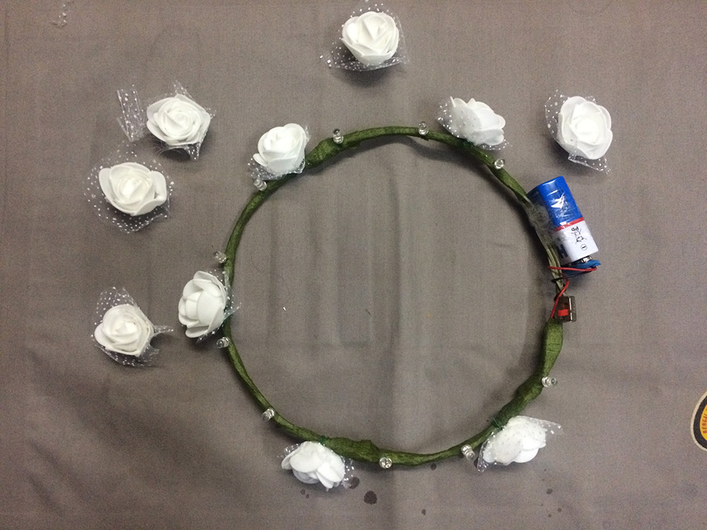 white-roses.jpg