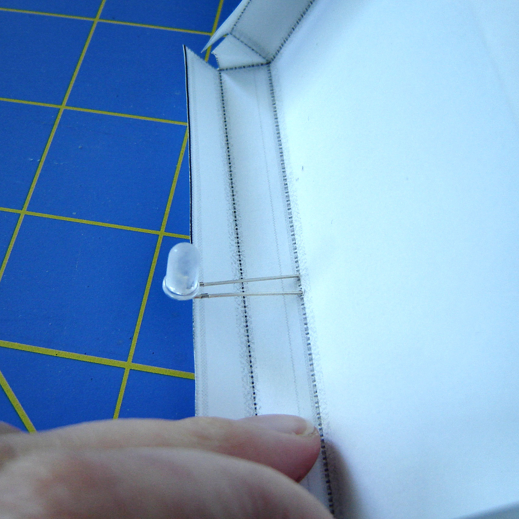 whiteled.JPG