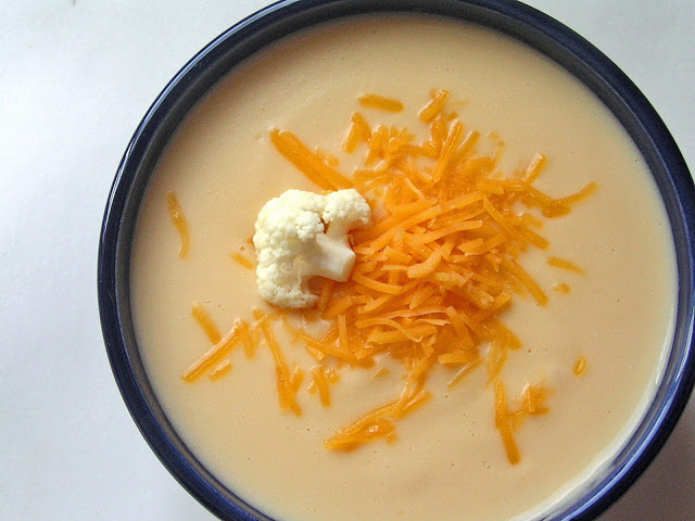 wisconsin cauliflower soup8.jpg