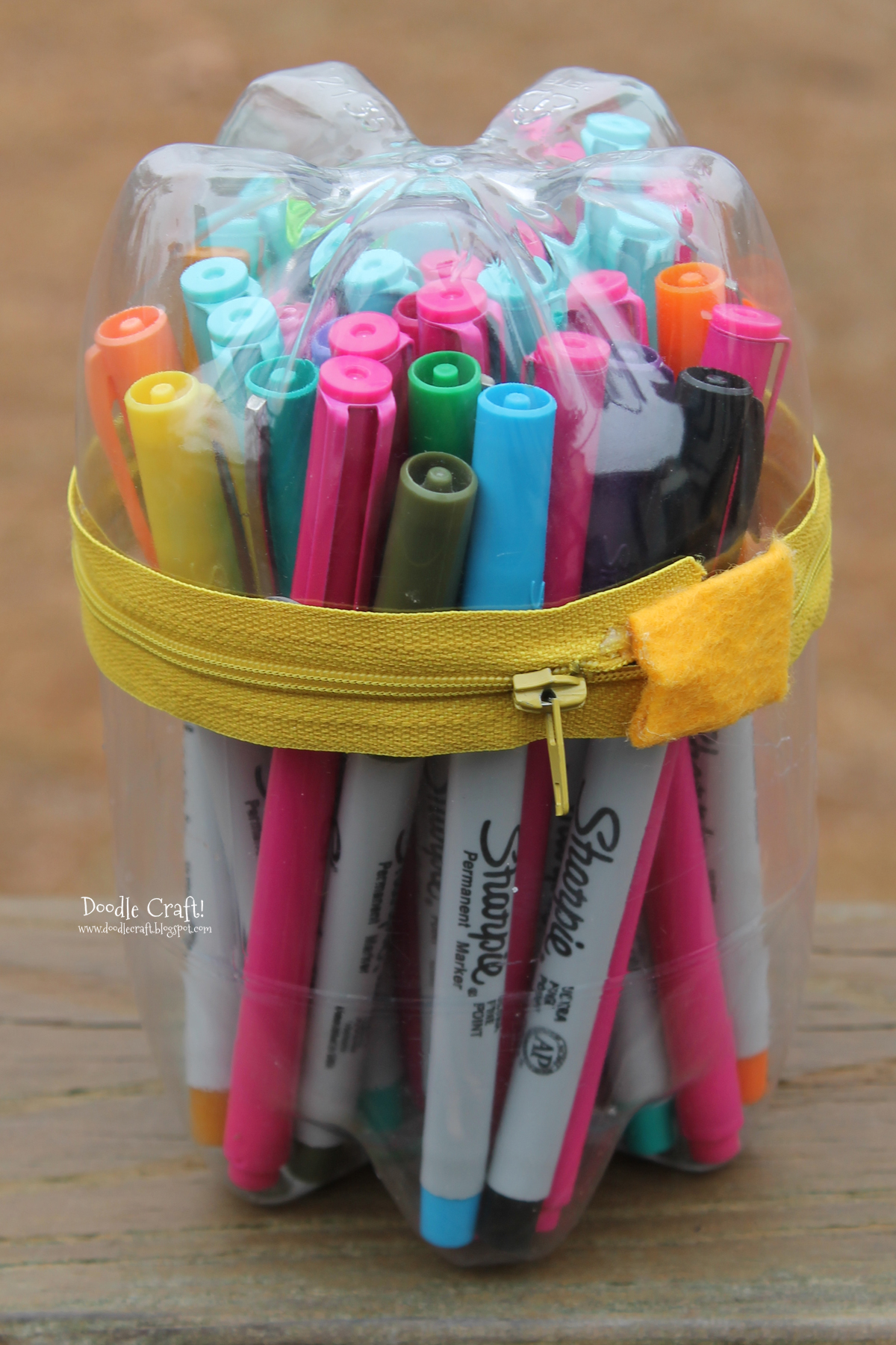 zipper bottle pouch.jpg