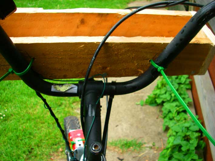 ziptietobike.jpg