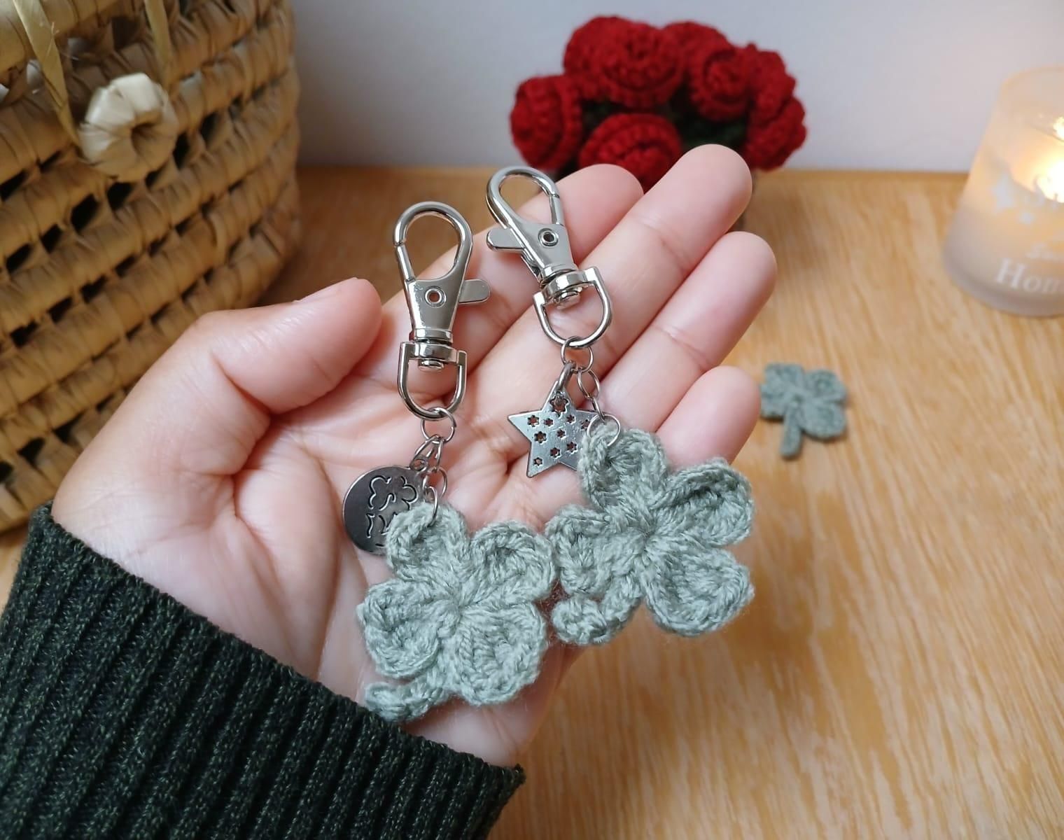 🍀 How to Crochet a Four-Leaf Clover Keychain – Easy DIY Handmade Accessory for Beginners