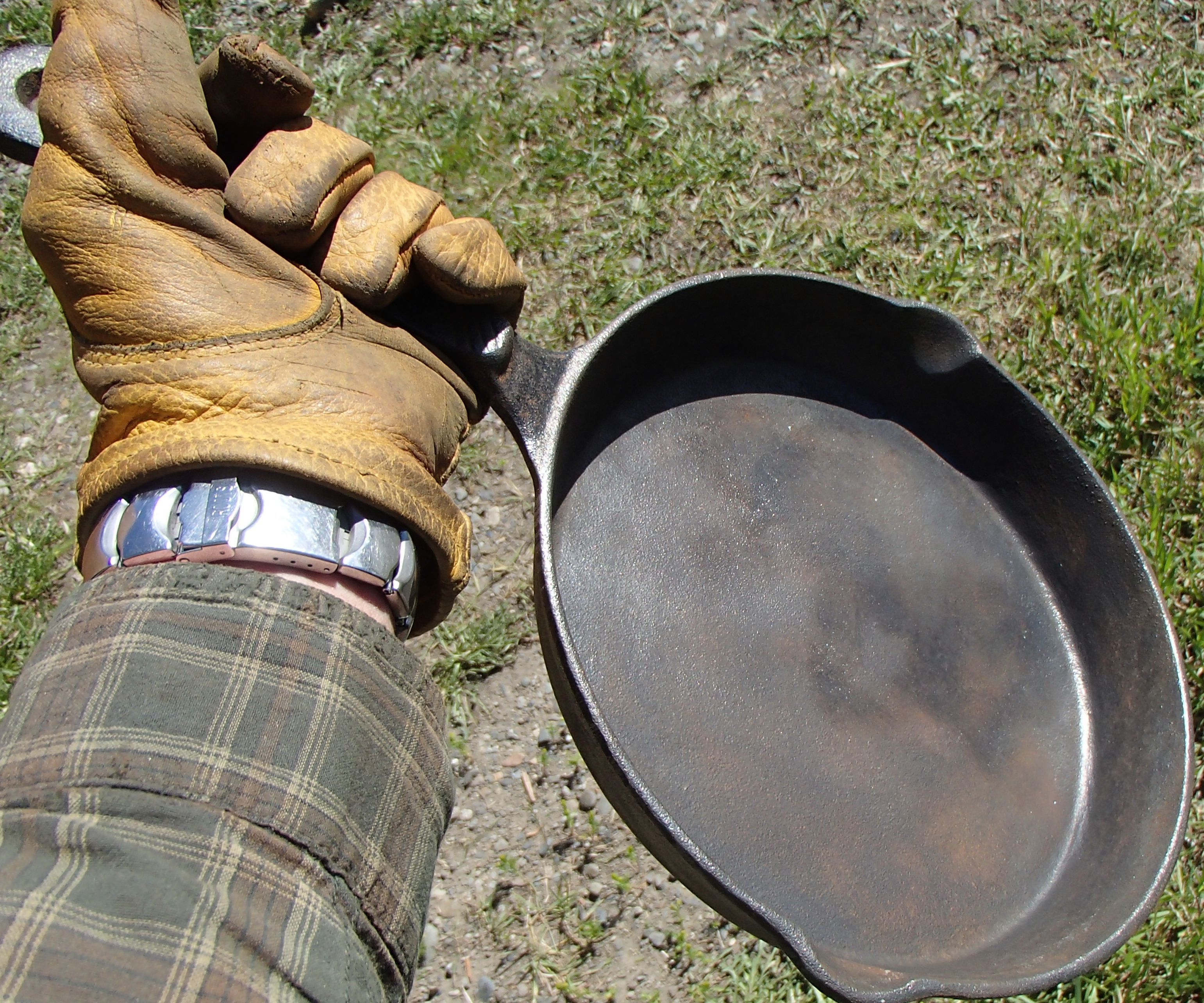 Restore a Cast Iron Frying Pan