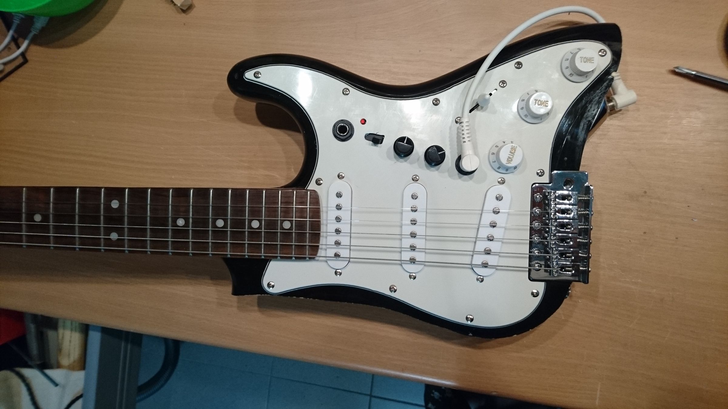 Journeycaster Travel Guitar