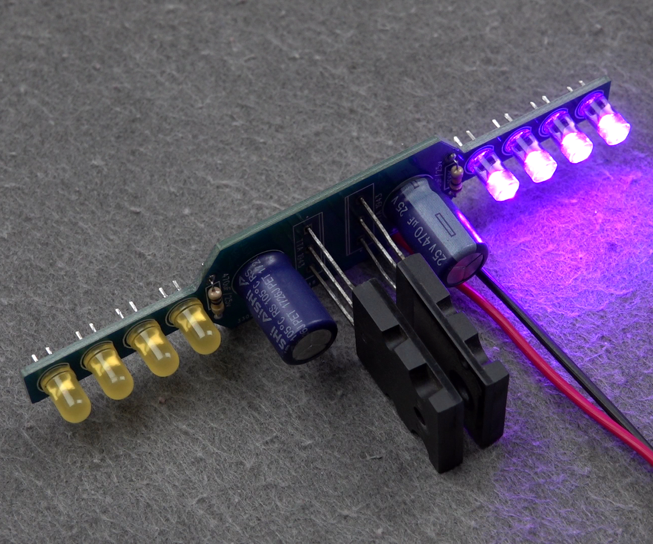 TTA-1943 Make LED Flashlight Circuit