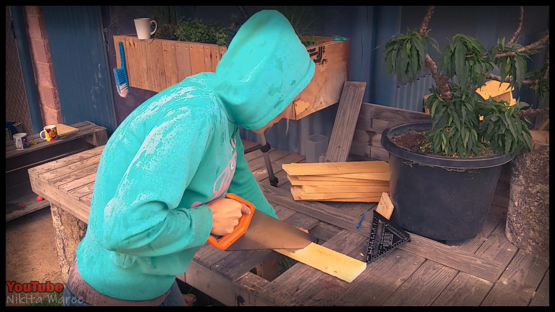 DIY planter box made from pallet wood. How to build a garden planter box. Making a plant box from palings. Woodworking (24).jpg