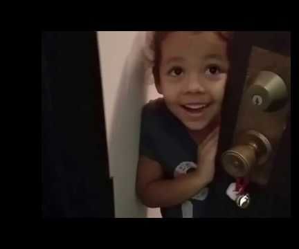 Awareness for kids : Someone's knocking at the door