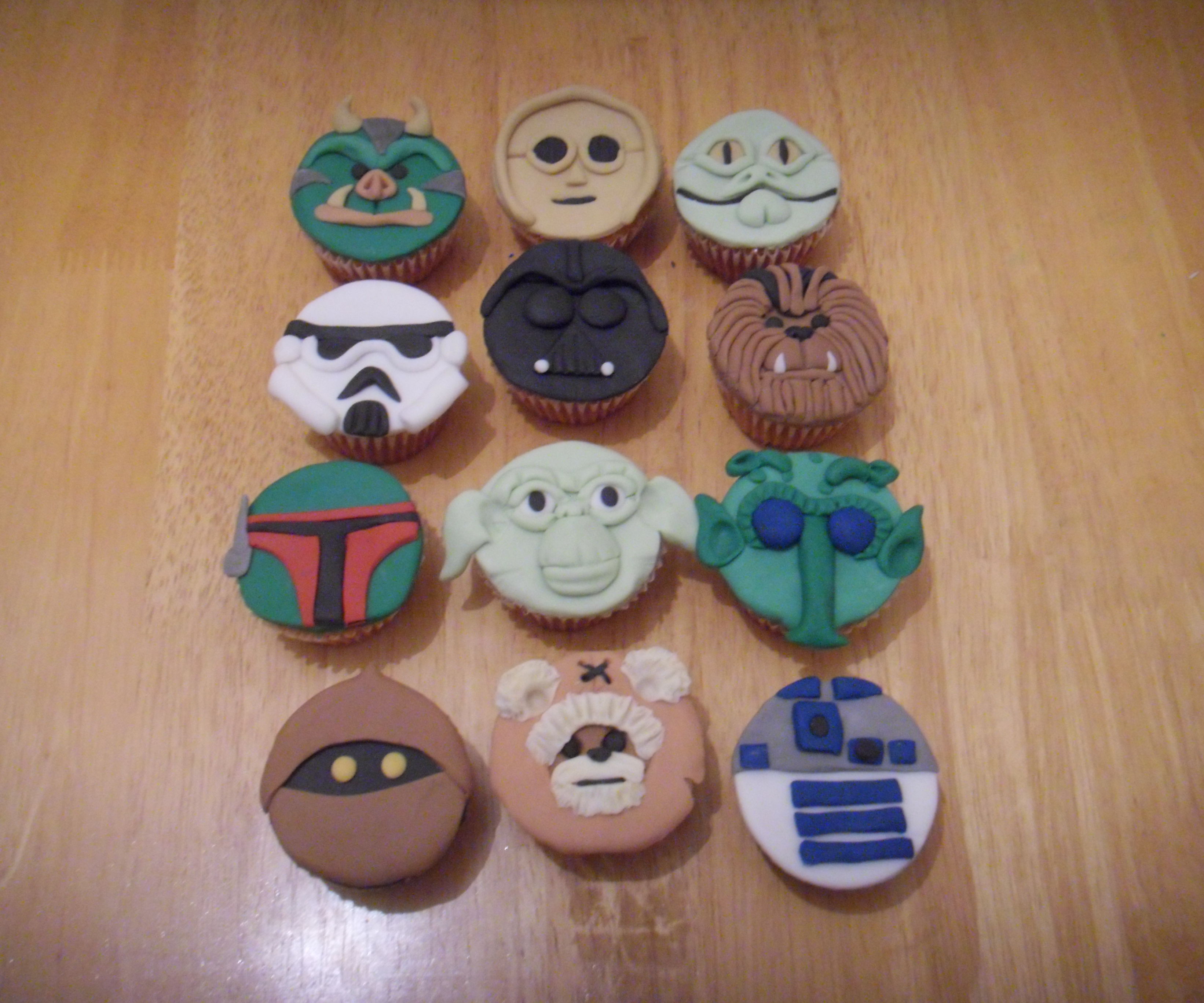 Star Wars Face Cupcakes