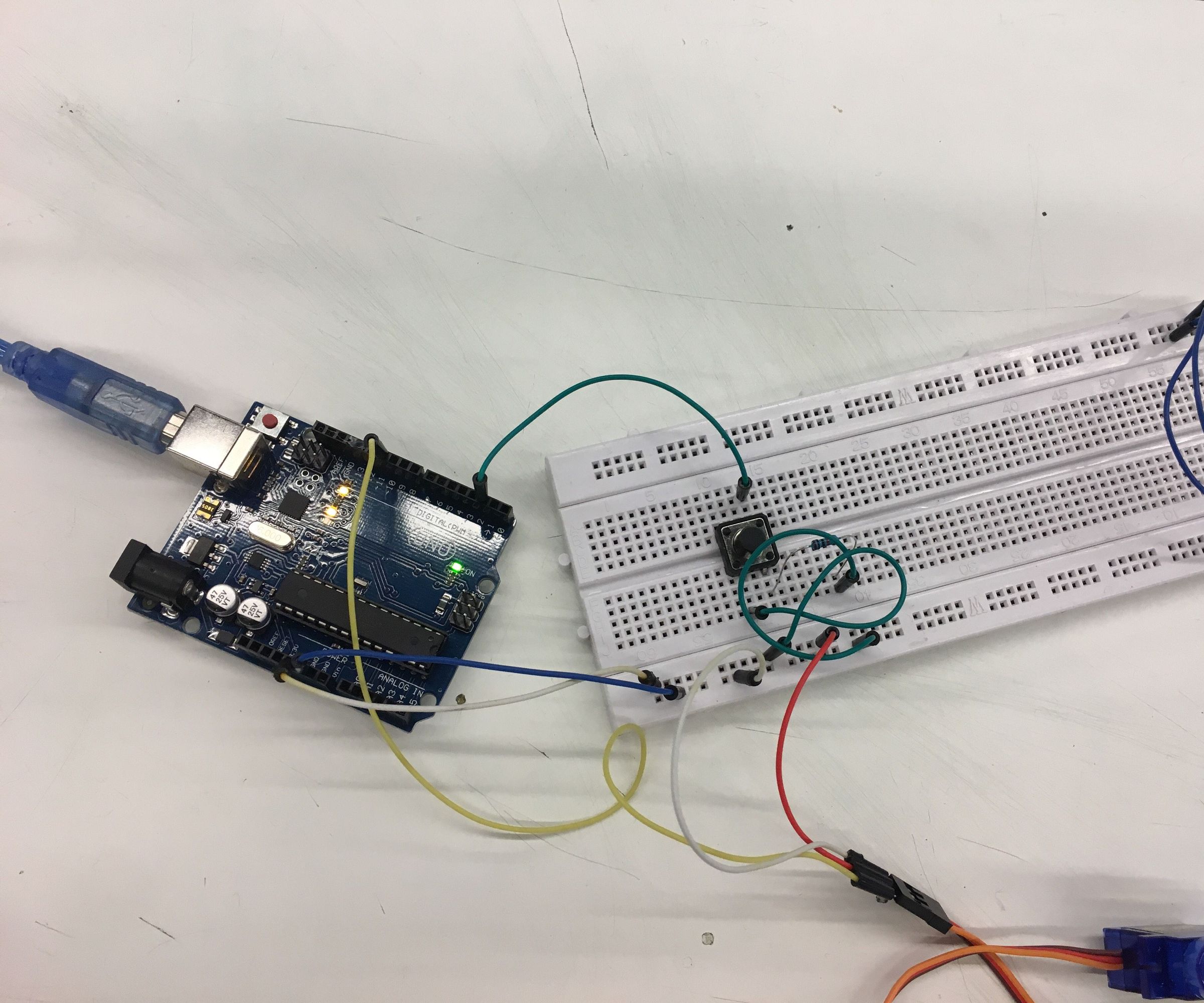  Servo Motor Arduino and Button/drawer Locker 