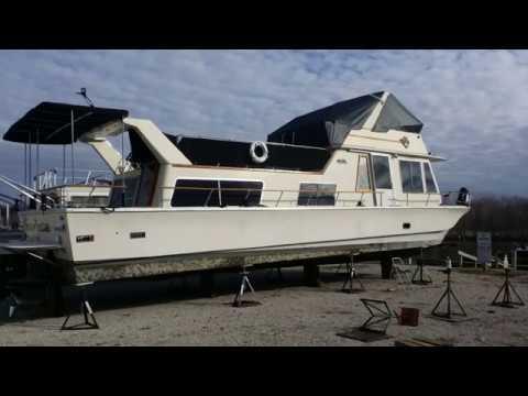 Restoring a Boatel Islander 47 footer from 1974 The Boatel Story was Featured in House Boat Magazine