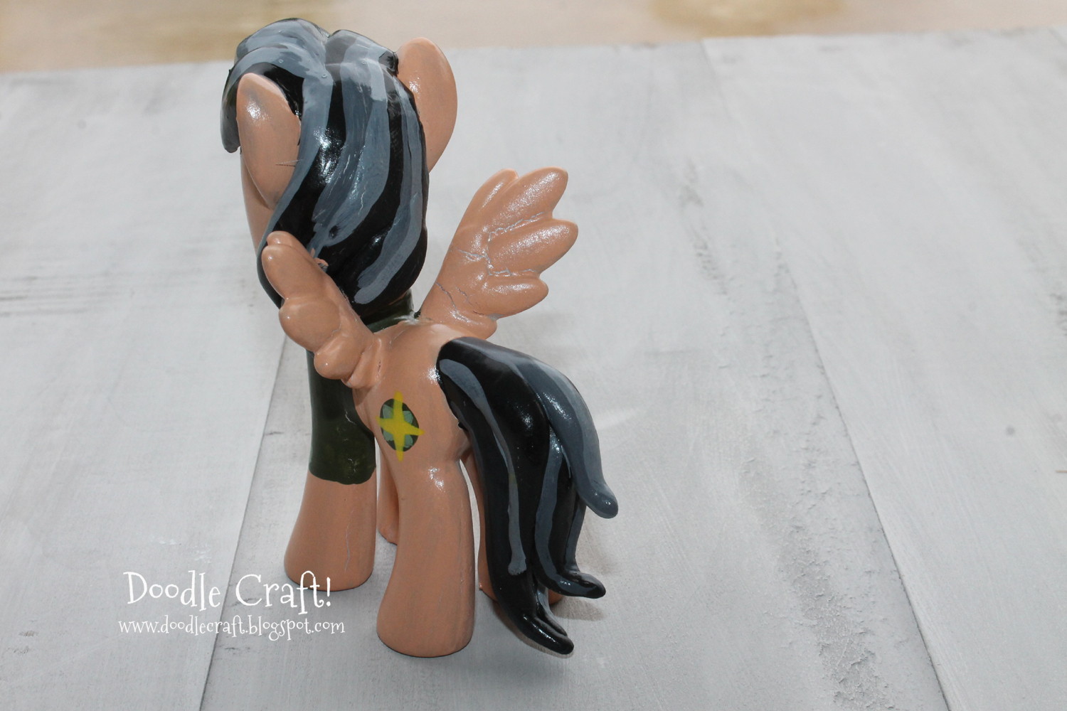 custom my little pony mod daring do from rainbow dash toy customize ponies with bake hard clay (16).JPG