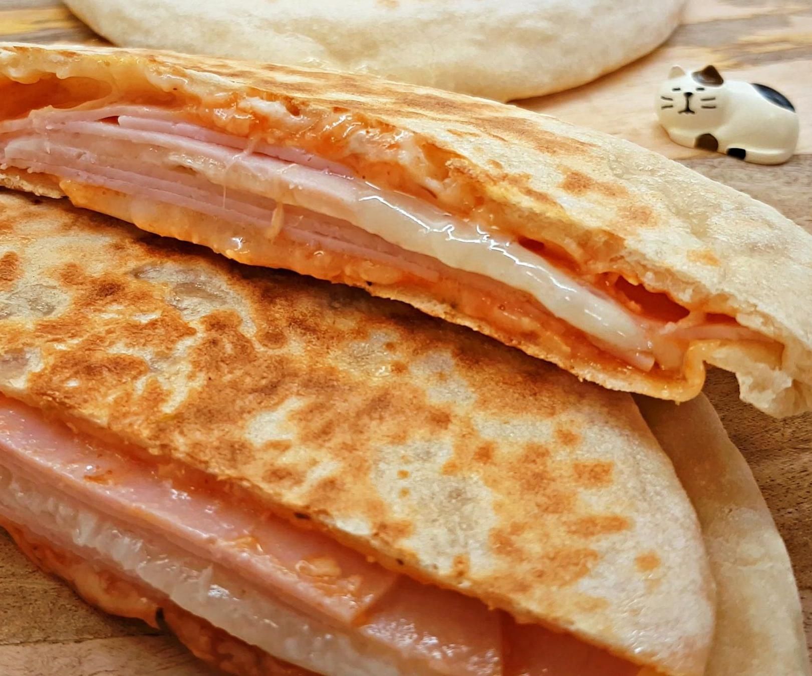 How to Make Hot Pocket Sandwich