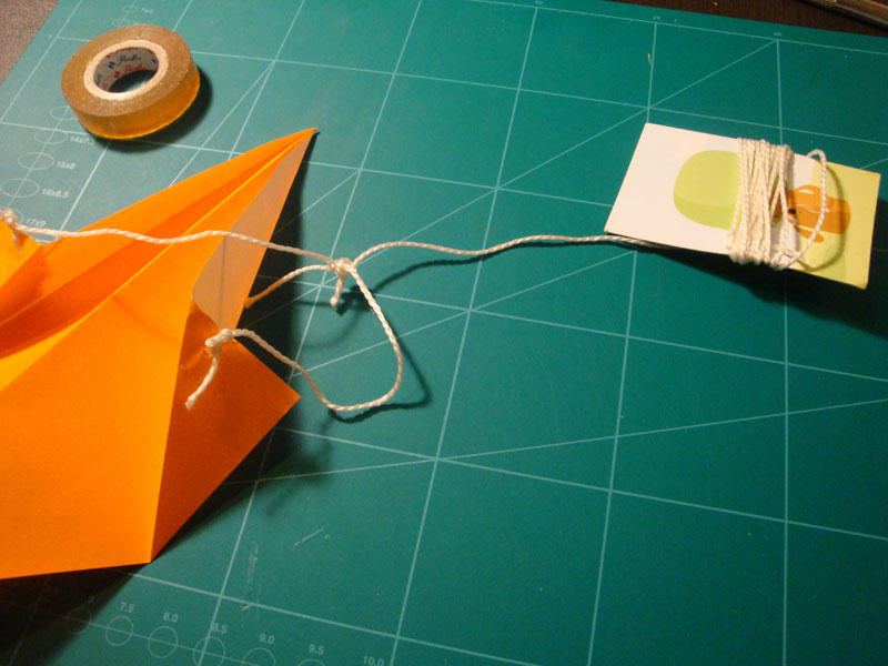 Devil's Kite (Super Easy Paper Kite That Really Flies!)