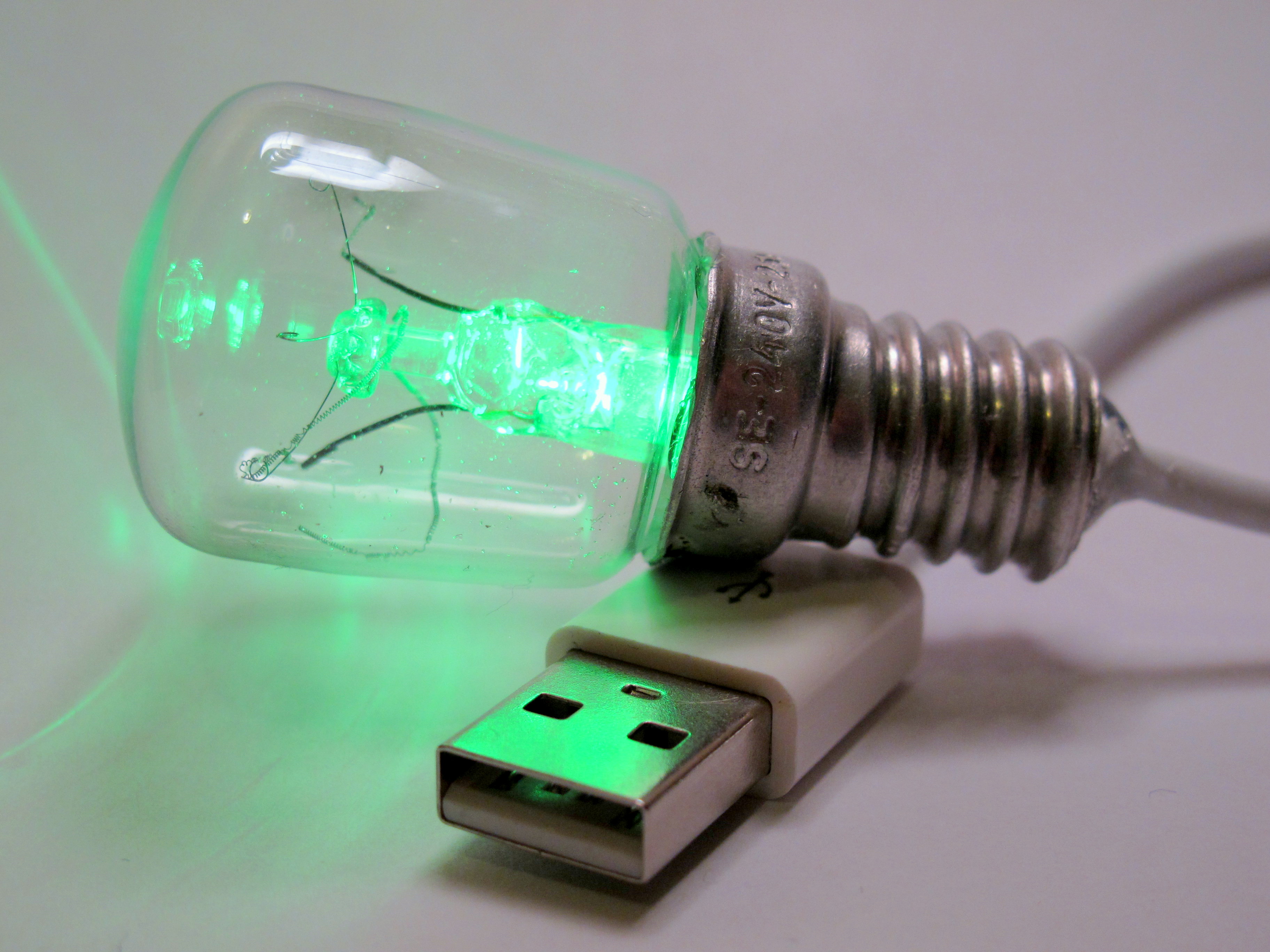 Green LED USB Bulb