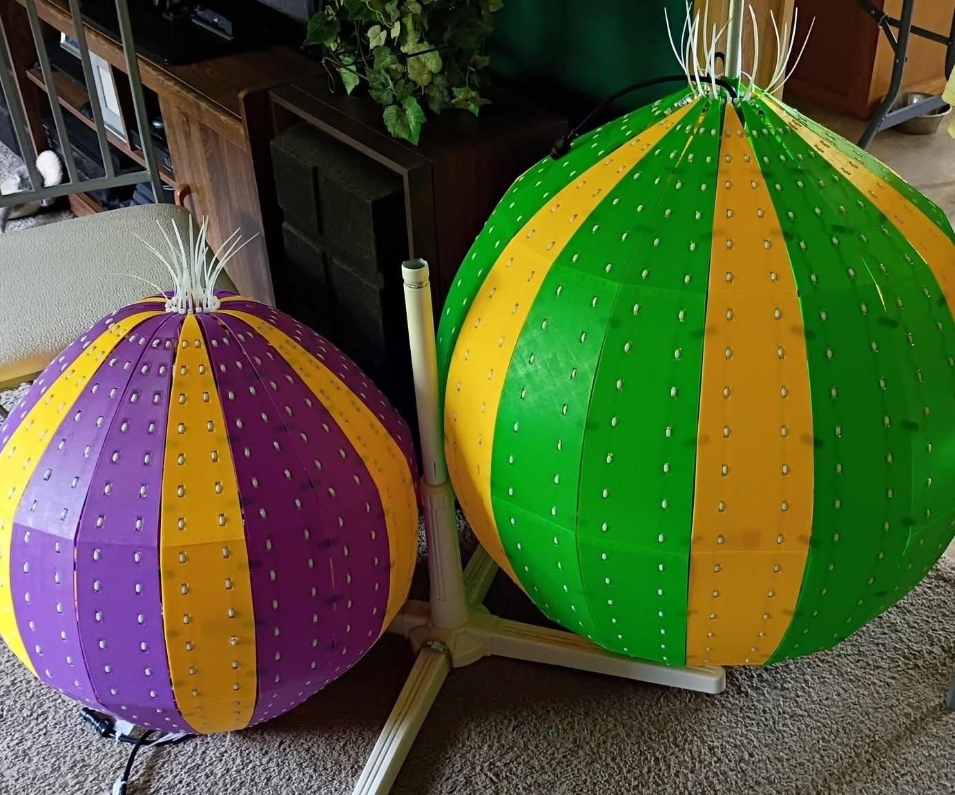 Seed Pixel Globe