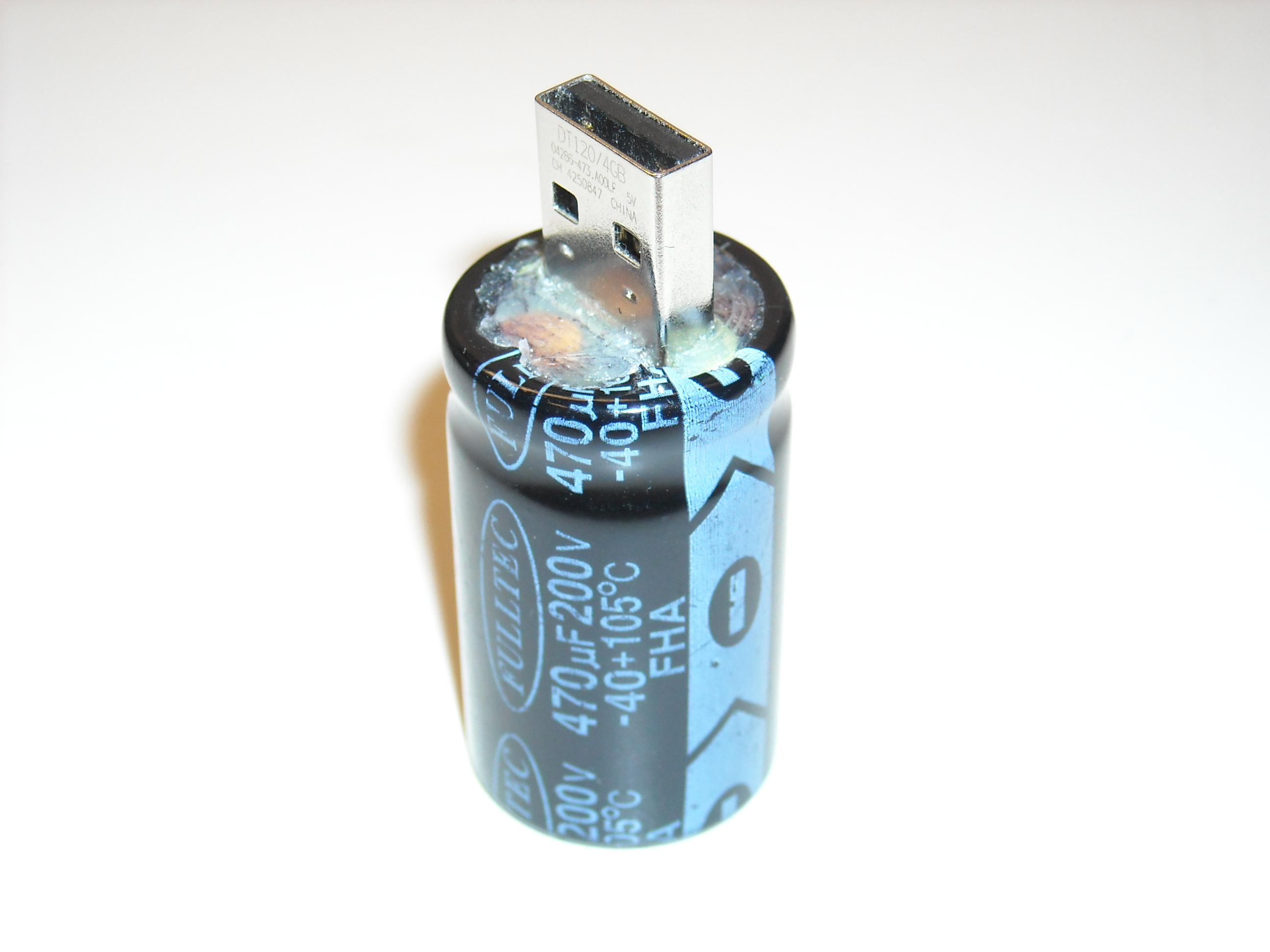 USB Flash Capacitor