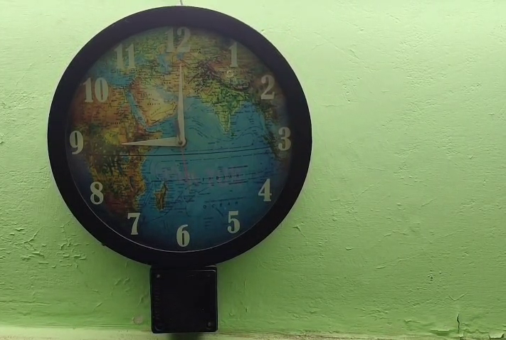Lord Vetinari's Crazy Clock
