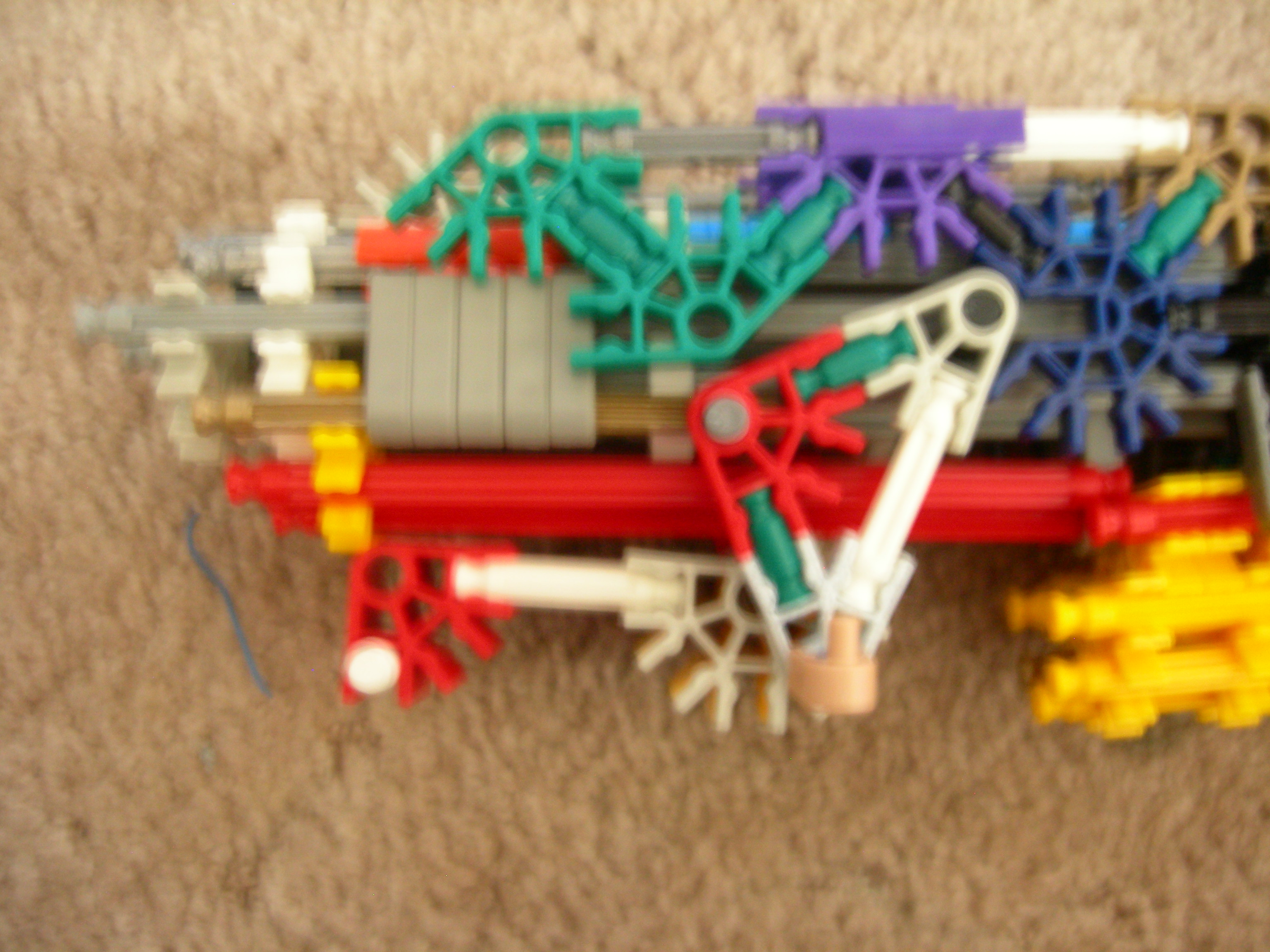 C:\Documents and Settings\Dave\My Documents\My Pictures\K'nex Gnasher Shotgun\K'nex Gnasher Shotgun 052.jpg