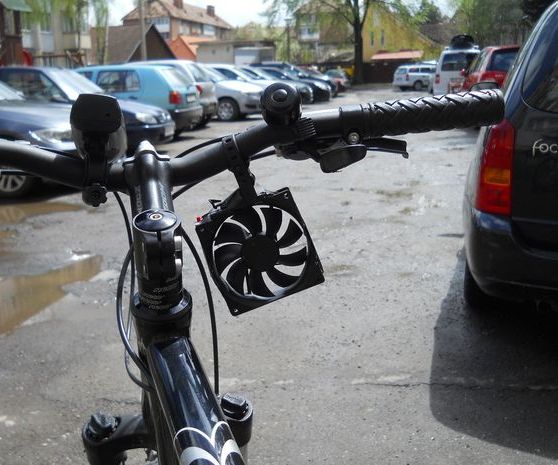 Phone Charger Using a Computer Fan