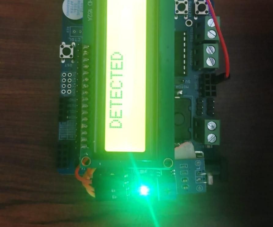 DESHBOT Project – LDR Detection System With 16×2 LCD