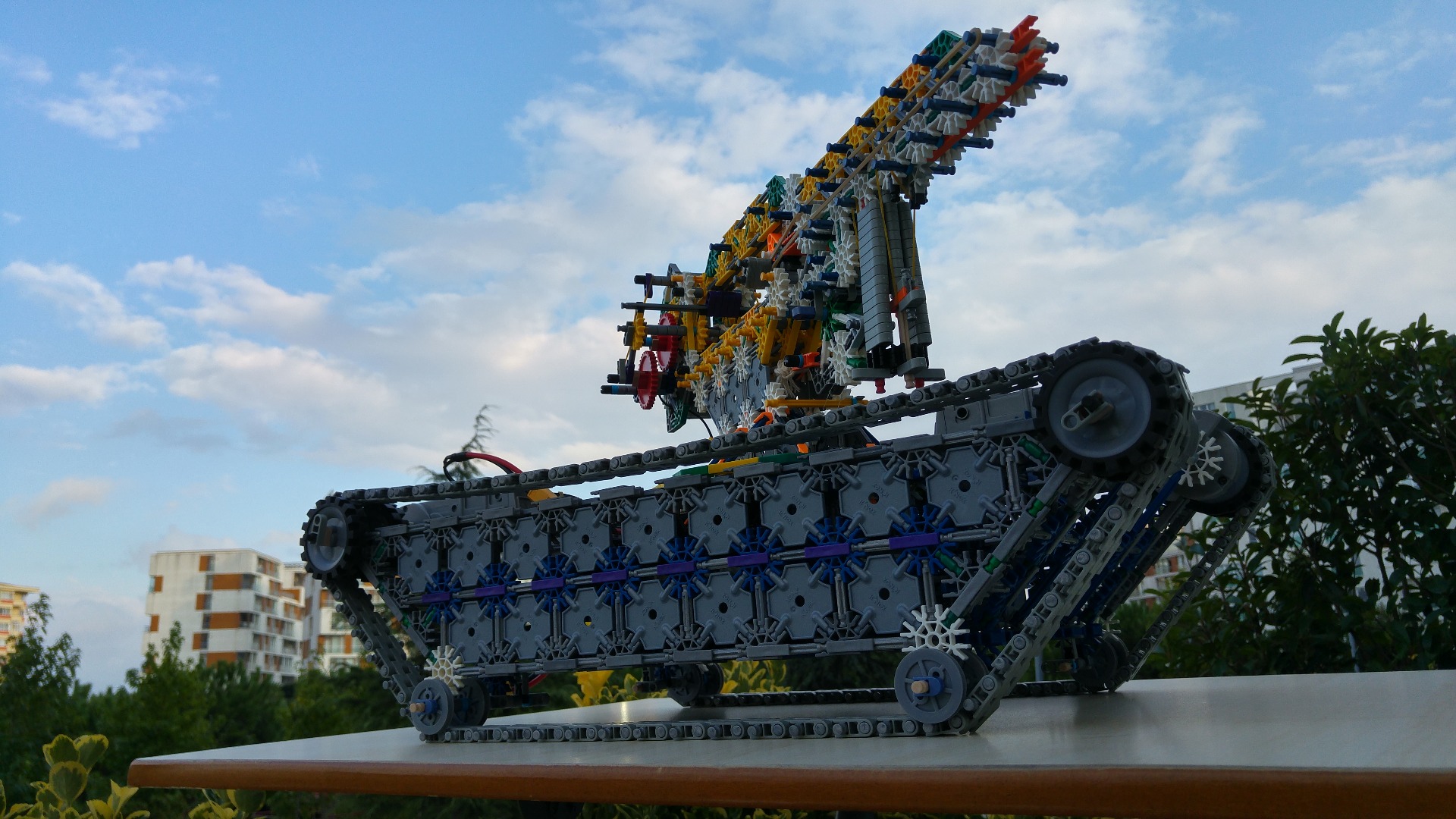 Altay K'nex Tank