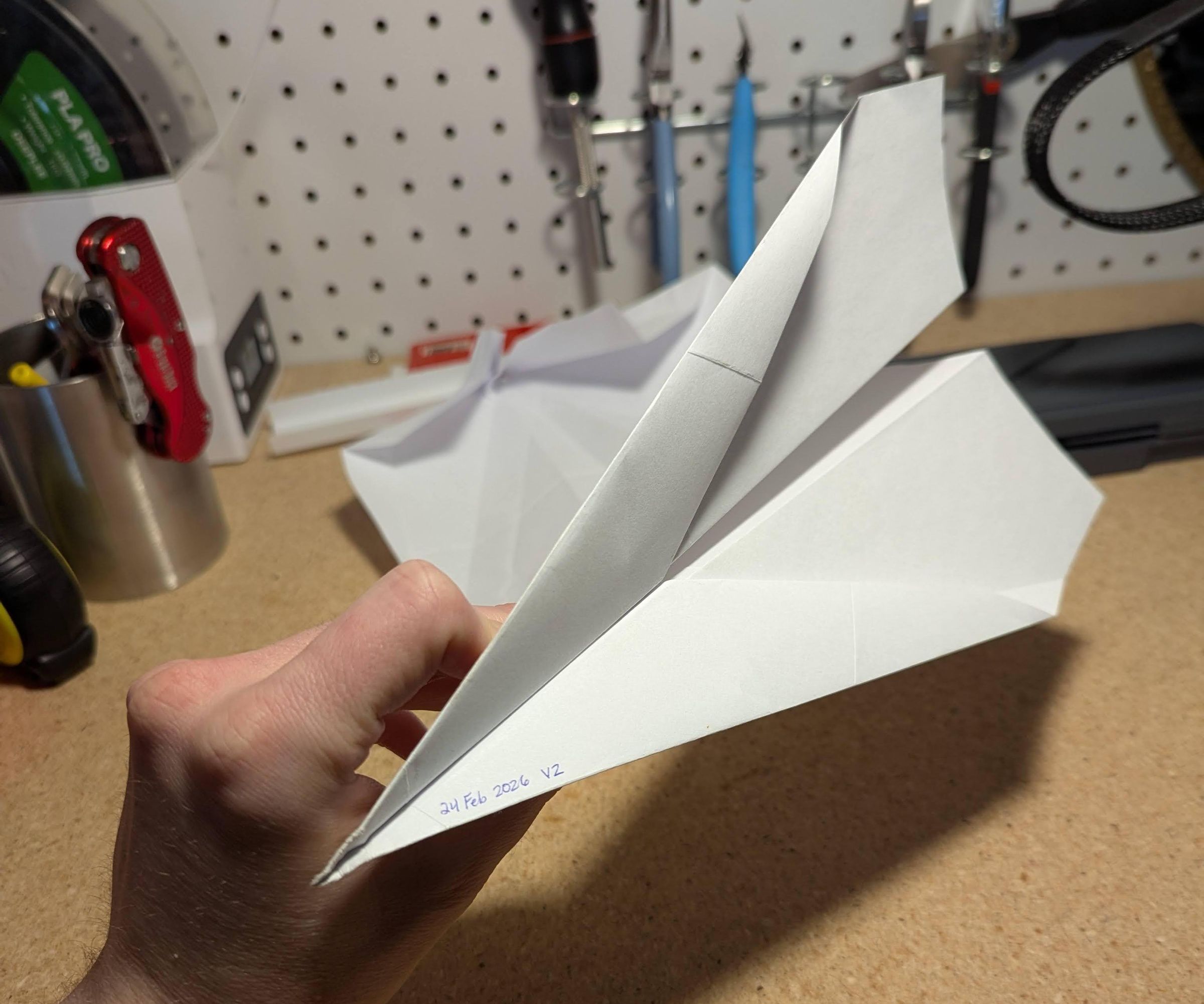 FJ Glider - Paper Airplane