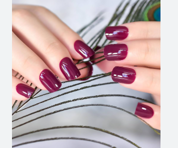 How to Apply Nails: Beginners