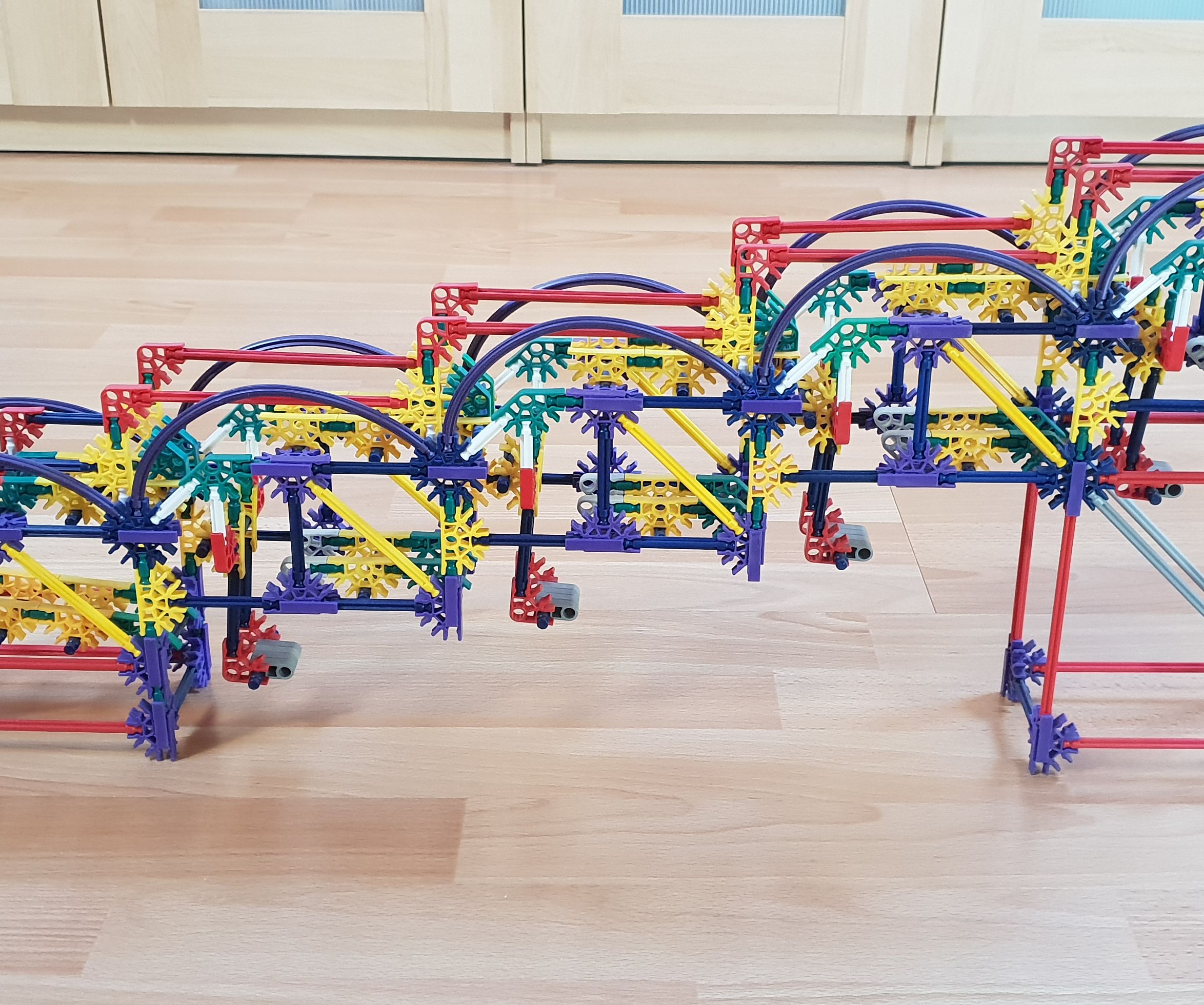 Leapfrog Separator, a Knex Ball Machine Path Separator