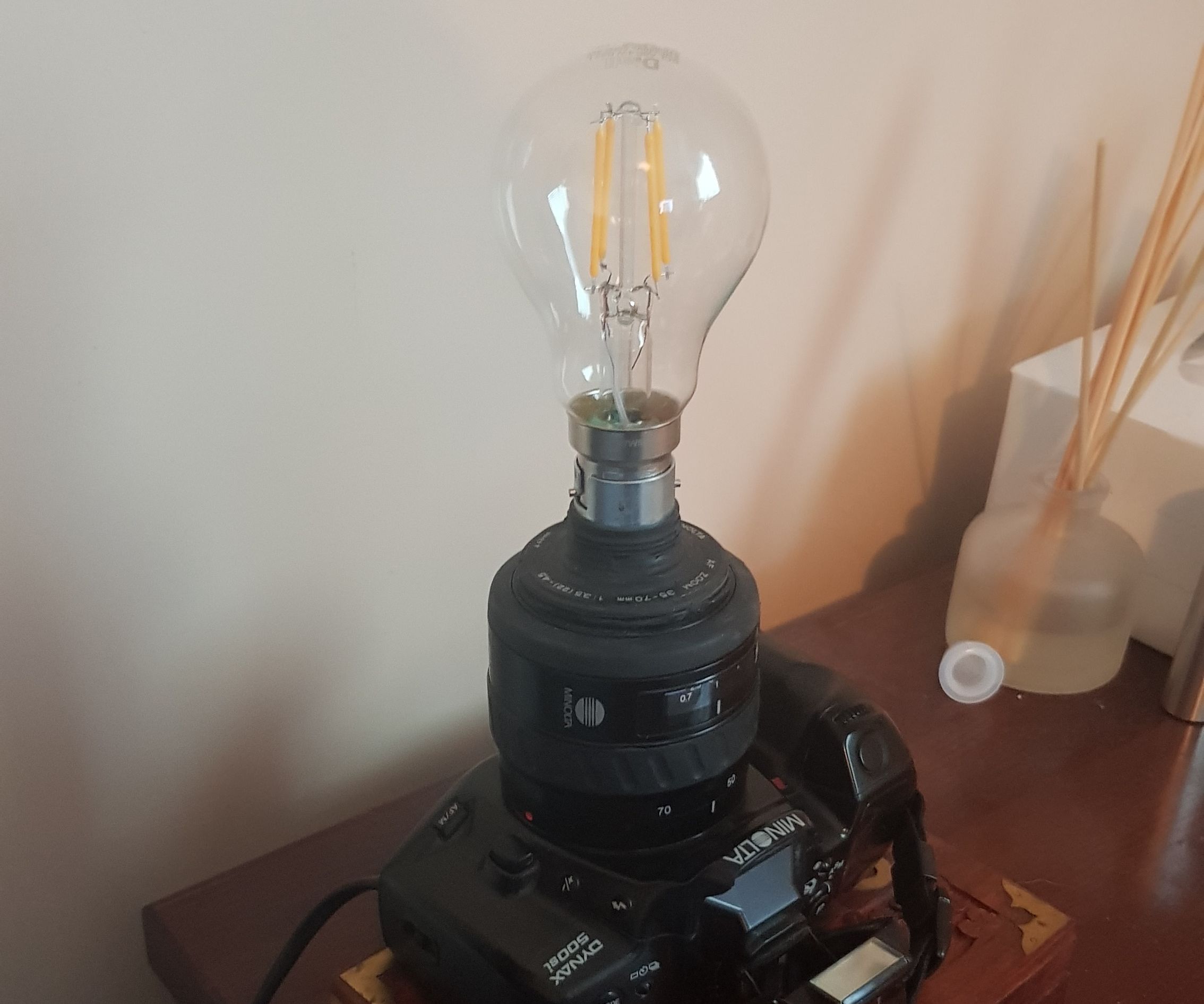 Retro Camera Lamp