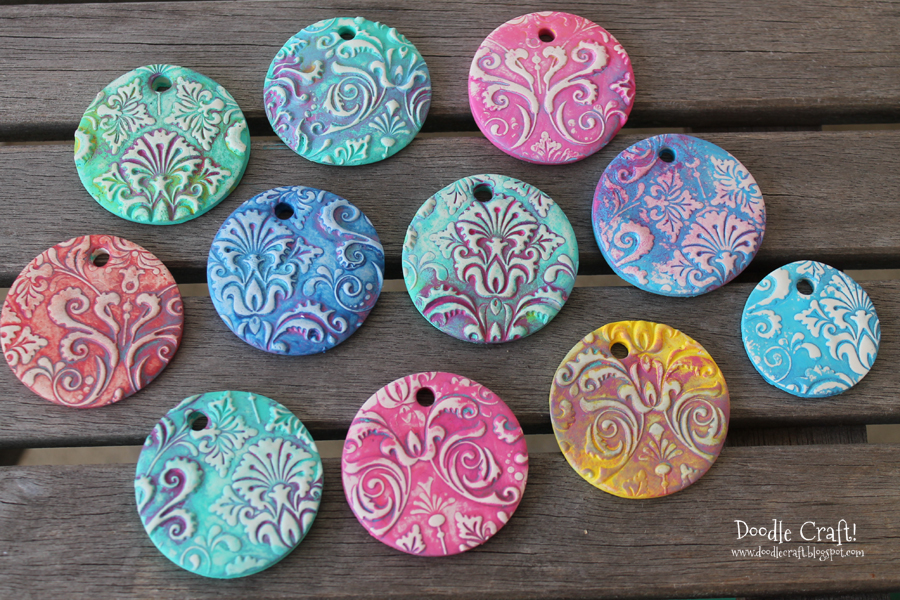 clay pendants painted damask diy necklaces sculpey oven bake hard white fimo flower flourishes (27).JPG