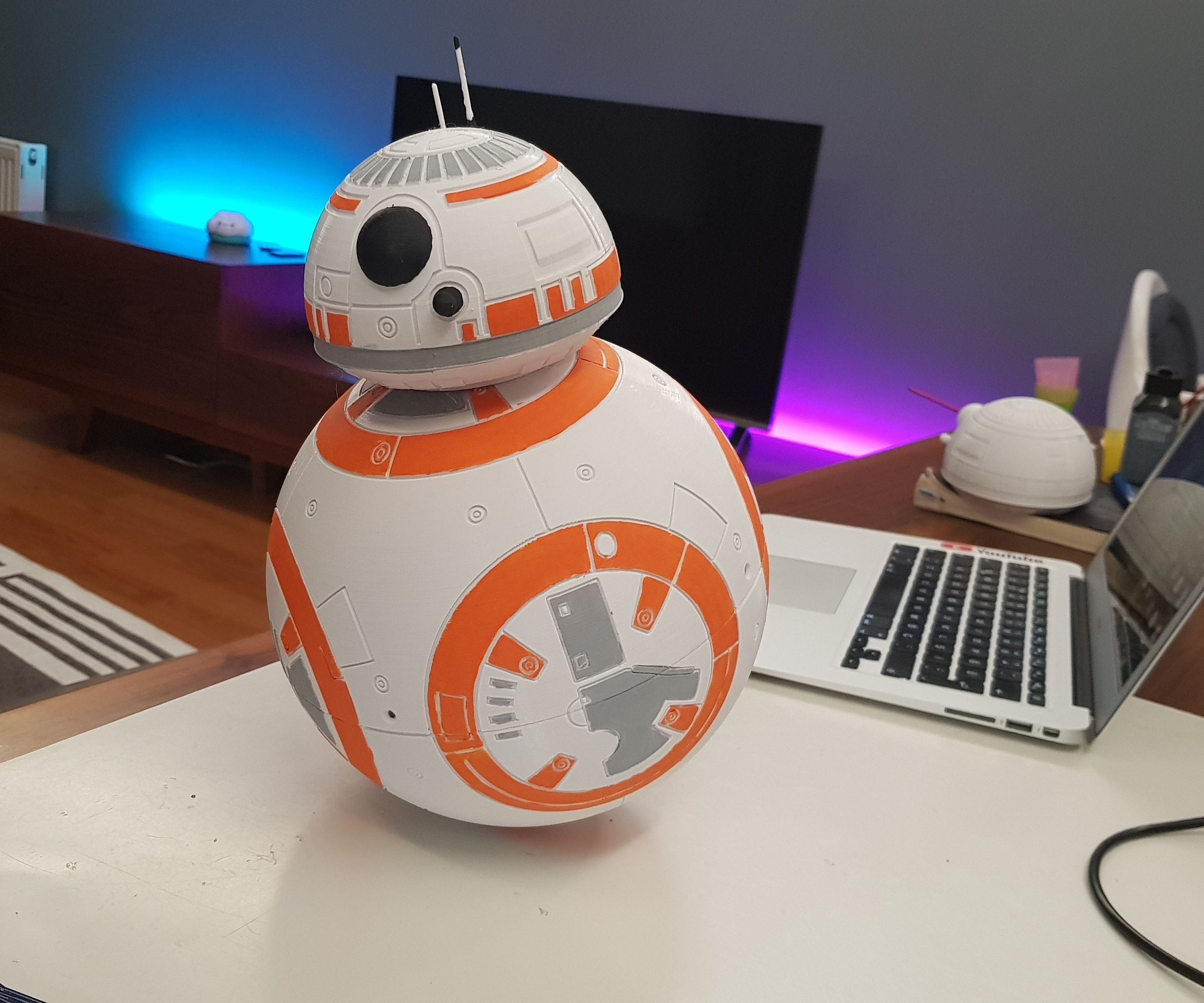 DIY BB8 - Fully 3D Printed - 20cm Diameter First Prototype of Real Size