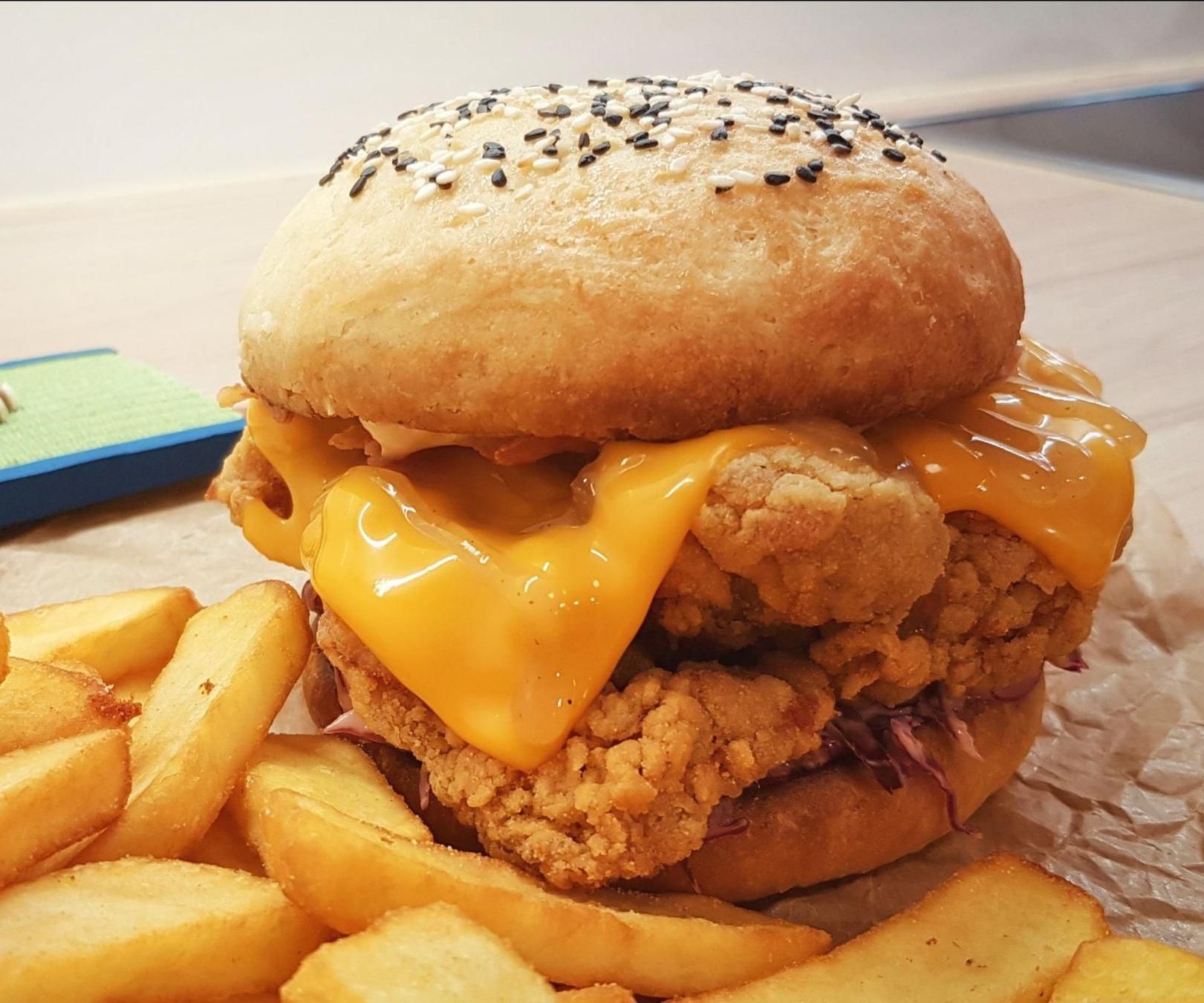 How to Make the Ultimate Crispy Fried Chicken Burger (From Scratch!)