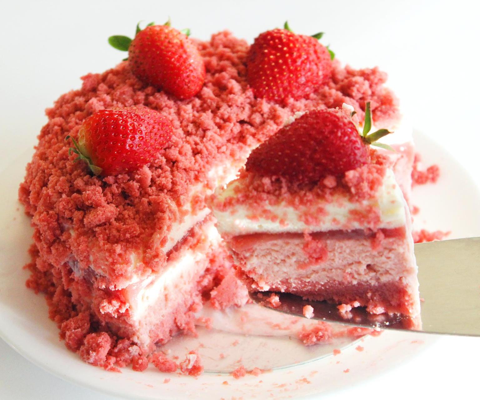 Strawberry Double Fromage Cheesecake 