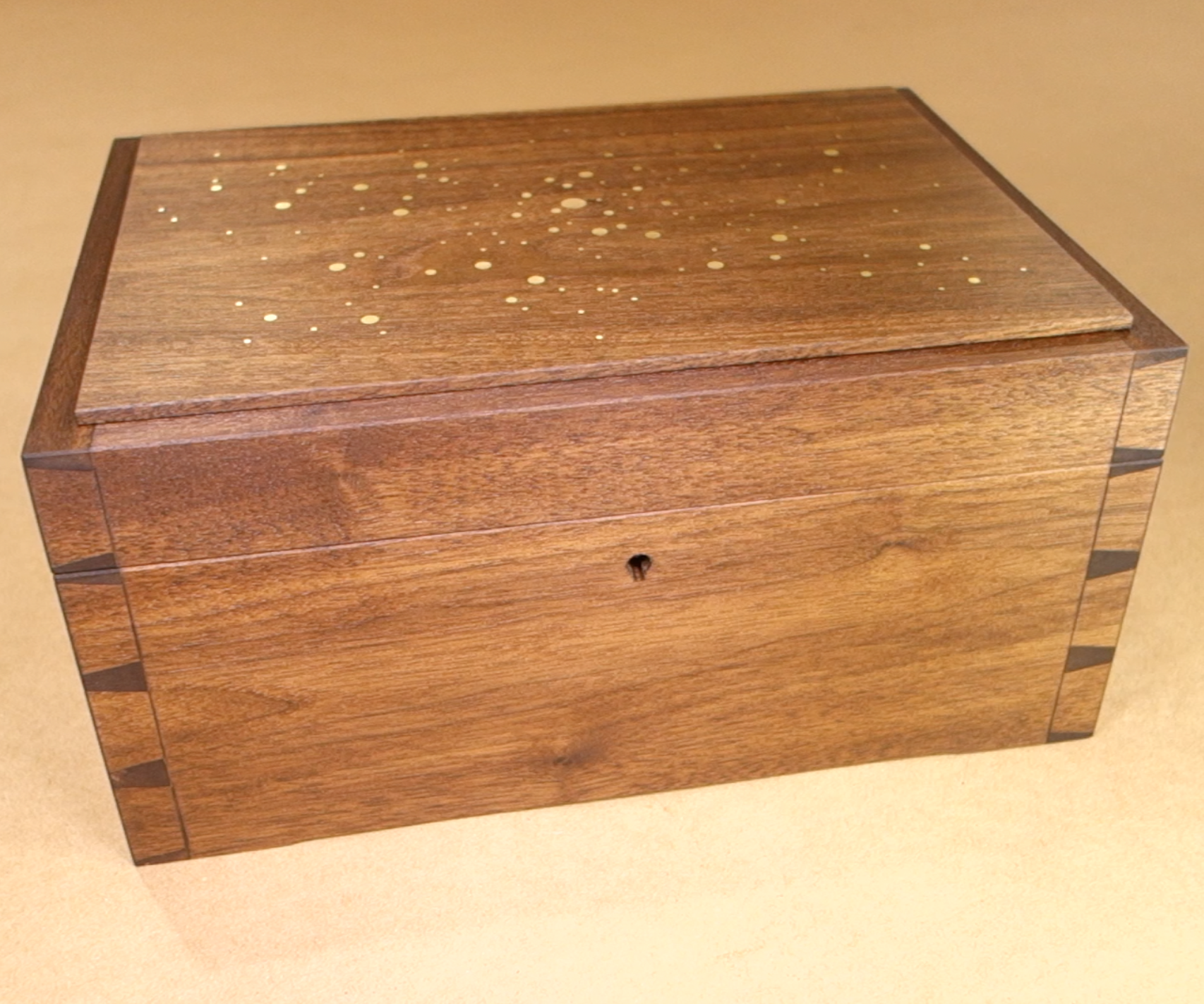 Dovetailed Star Box