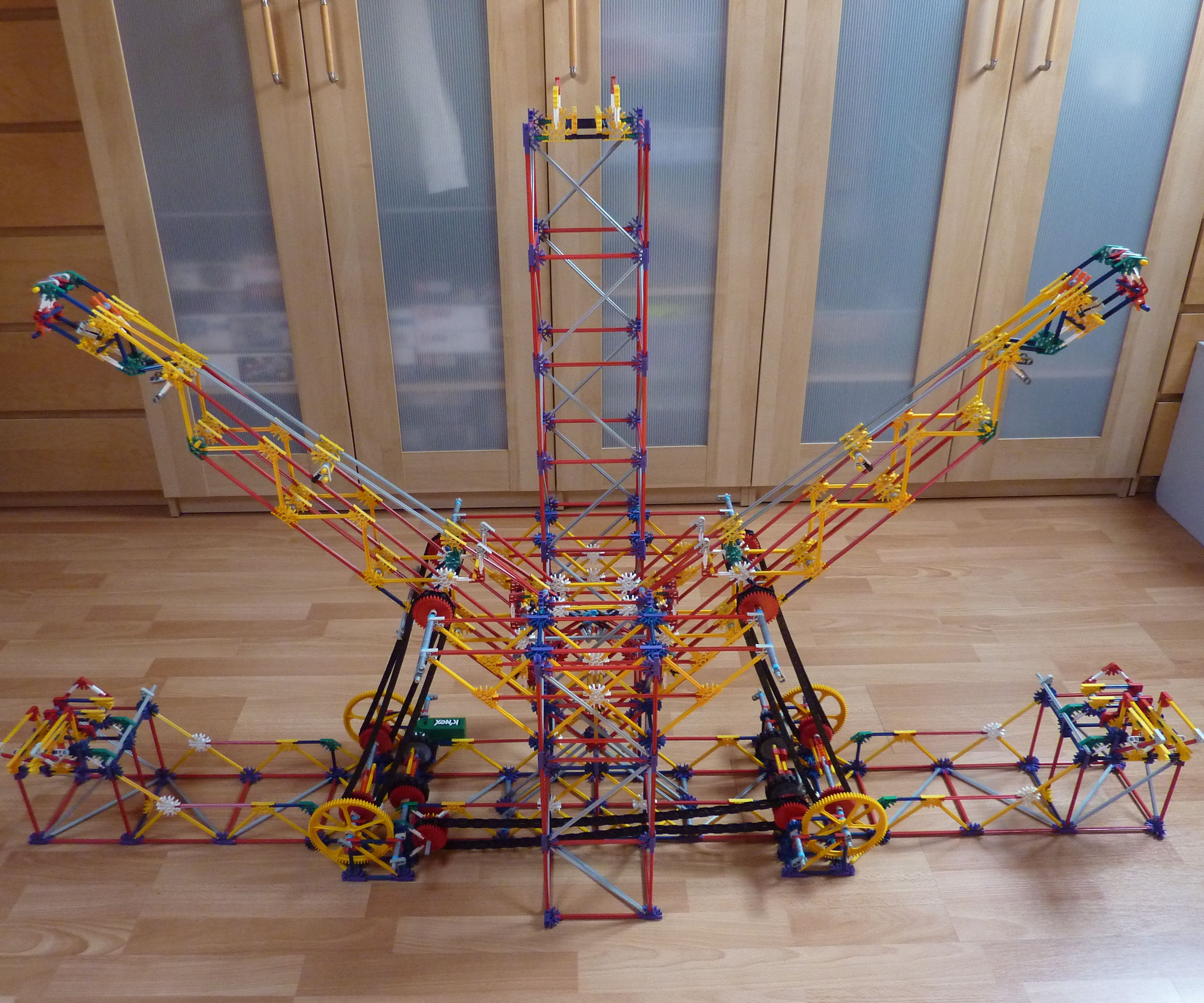 V Lift, a Knex Ball Machine Lift