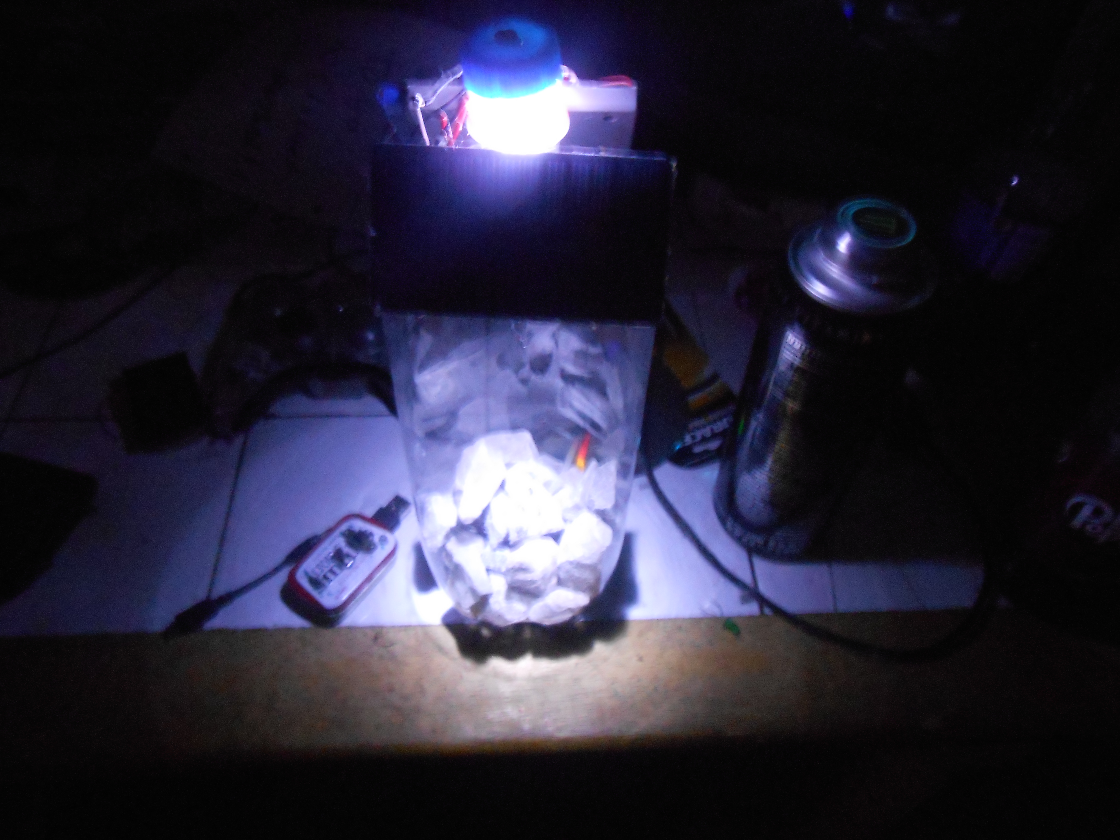 DIY Solar Rechargeable Automatic Night Light (outside Use)