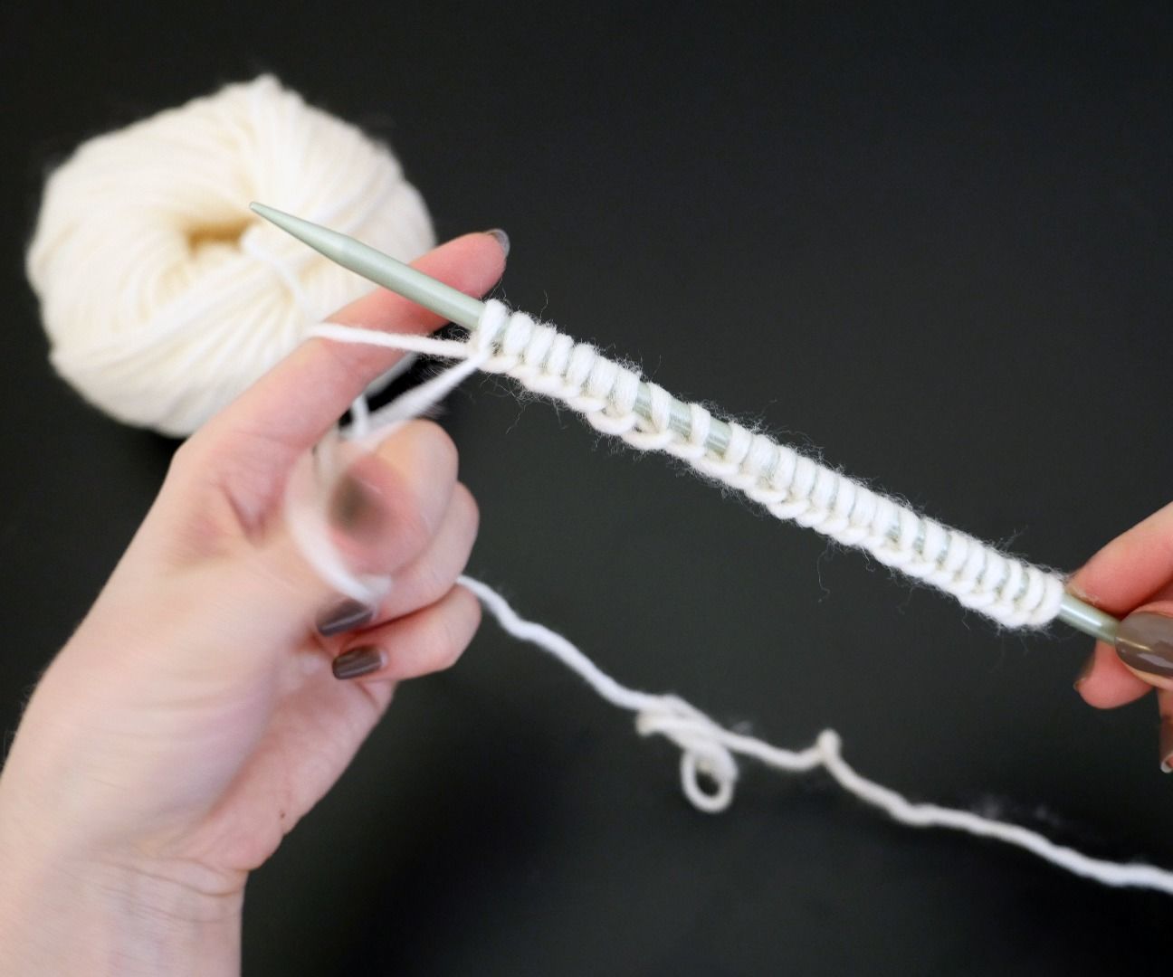 How to Cast on Knitting