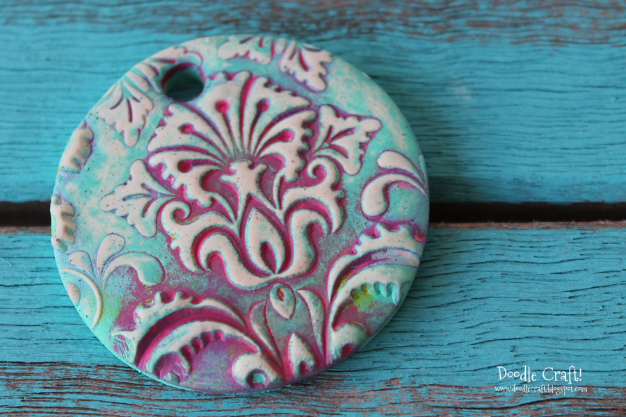 clay pendants painted damask diy necklaces sculpey oven bake hard white fimo flower flourishes (18).JPG