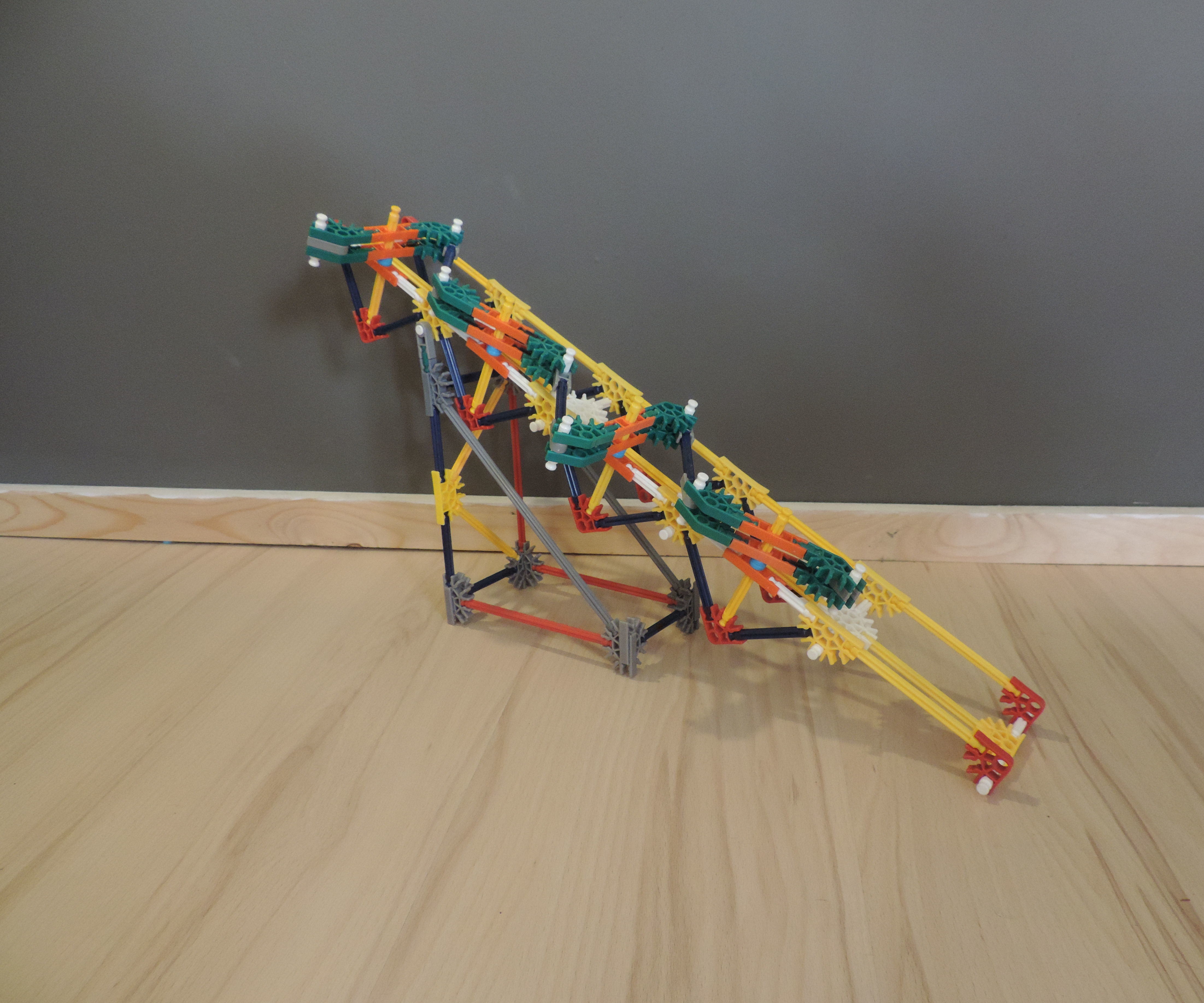 Knex Ball Machine Element: Door Track